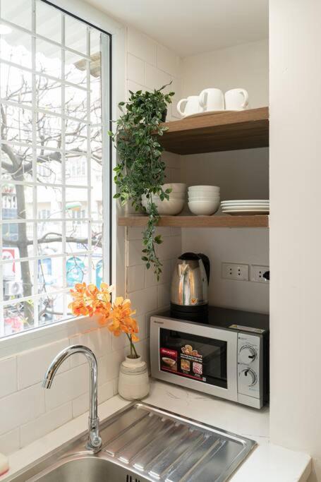 Homestay Hang Tre 5min to Bar street
