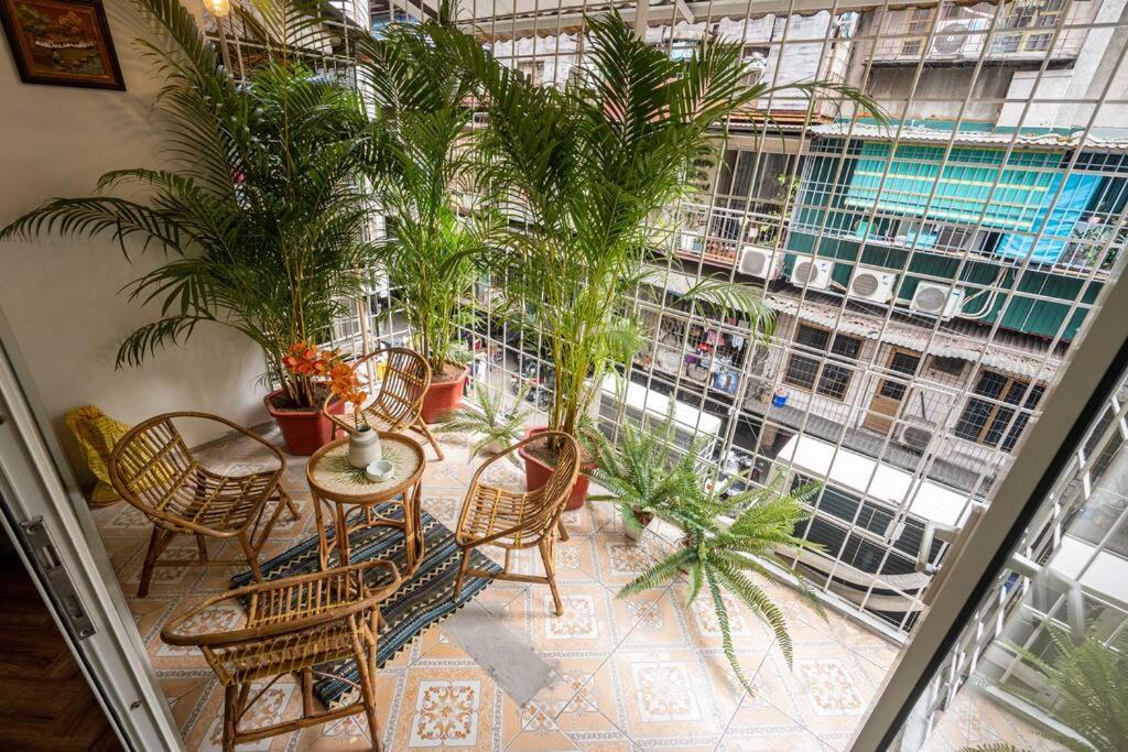 Homestay Hang Tre 5min to Bar street