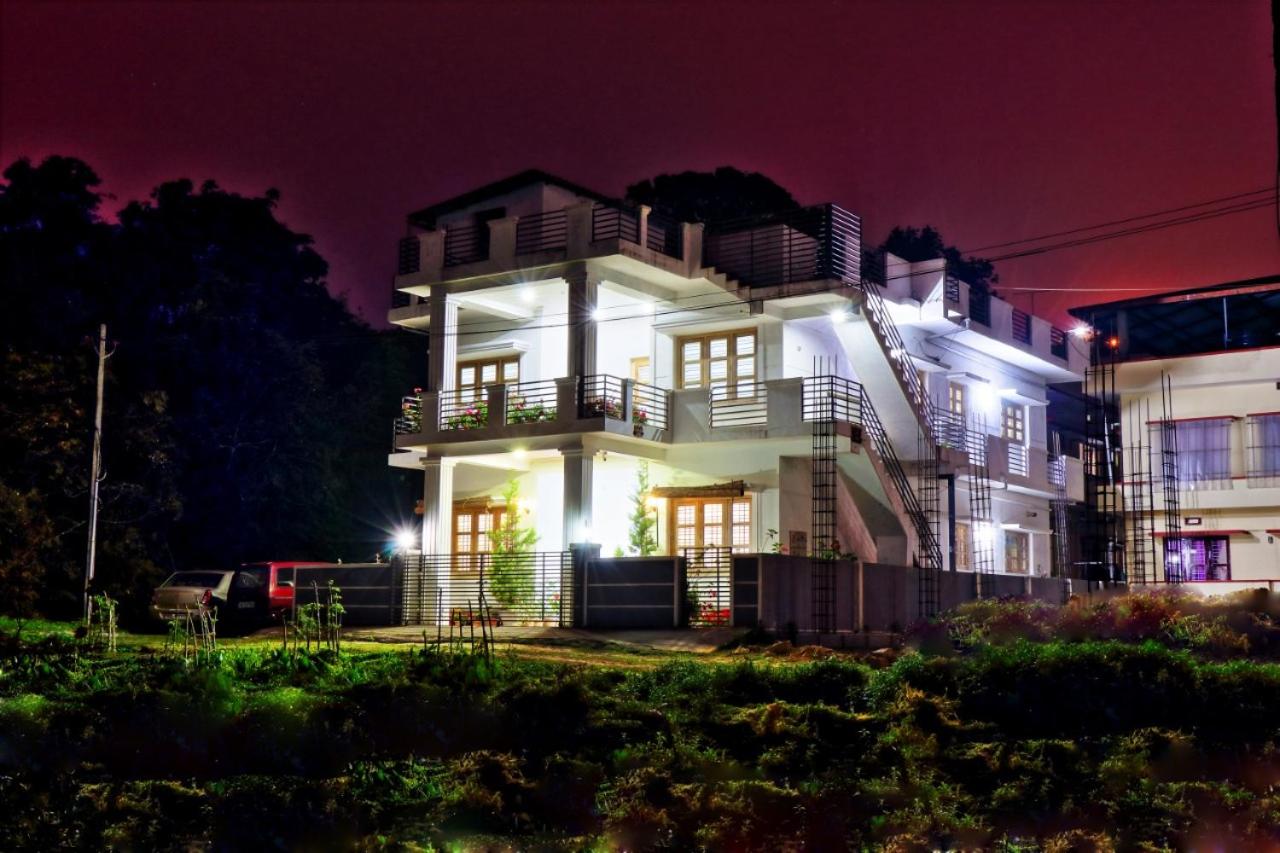Coorg Rahul Villa- 3 Deluxe Bedrooms view 5