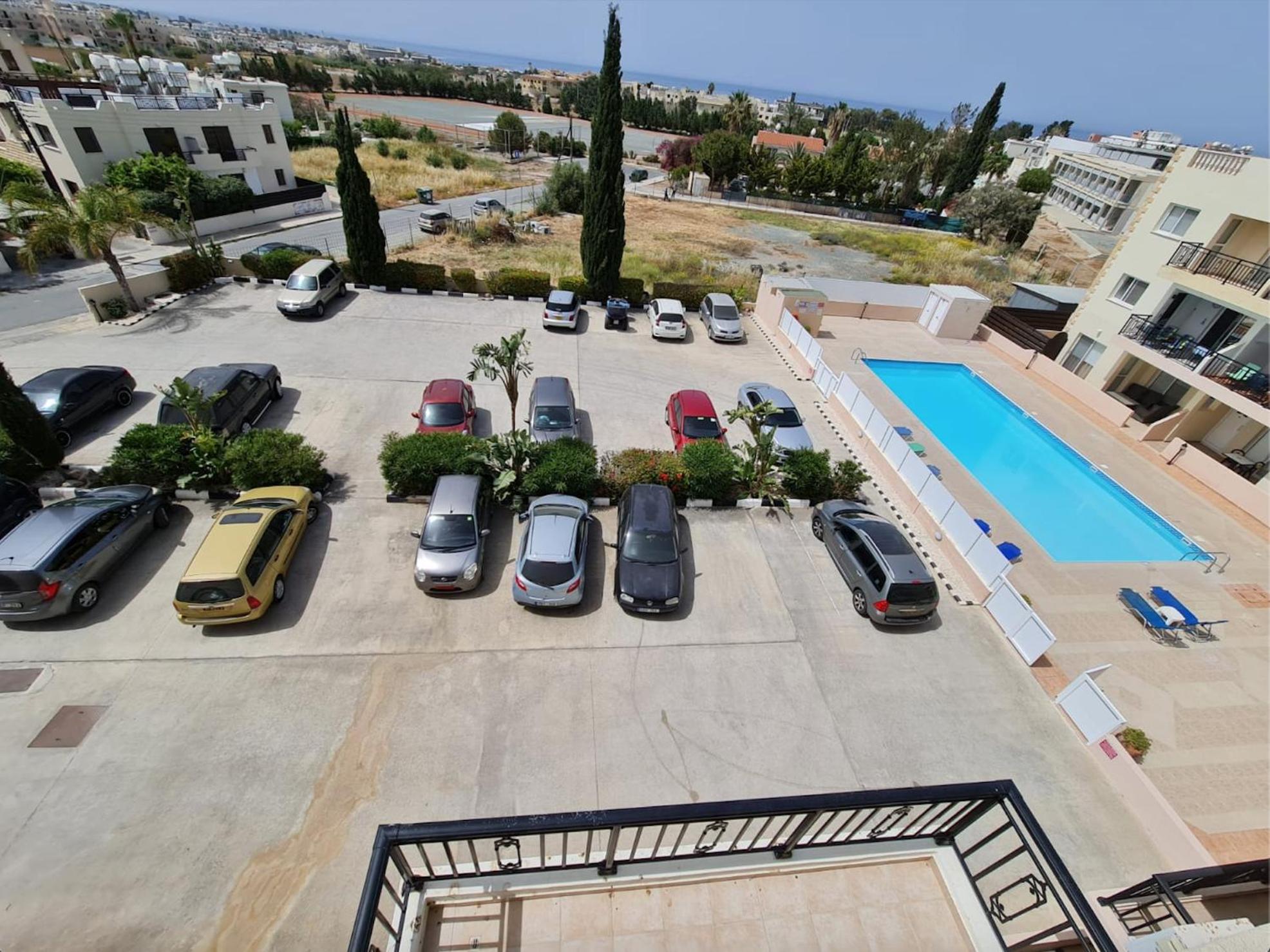 Stunning views' Apartment with Pool