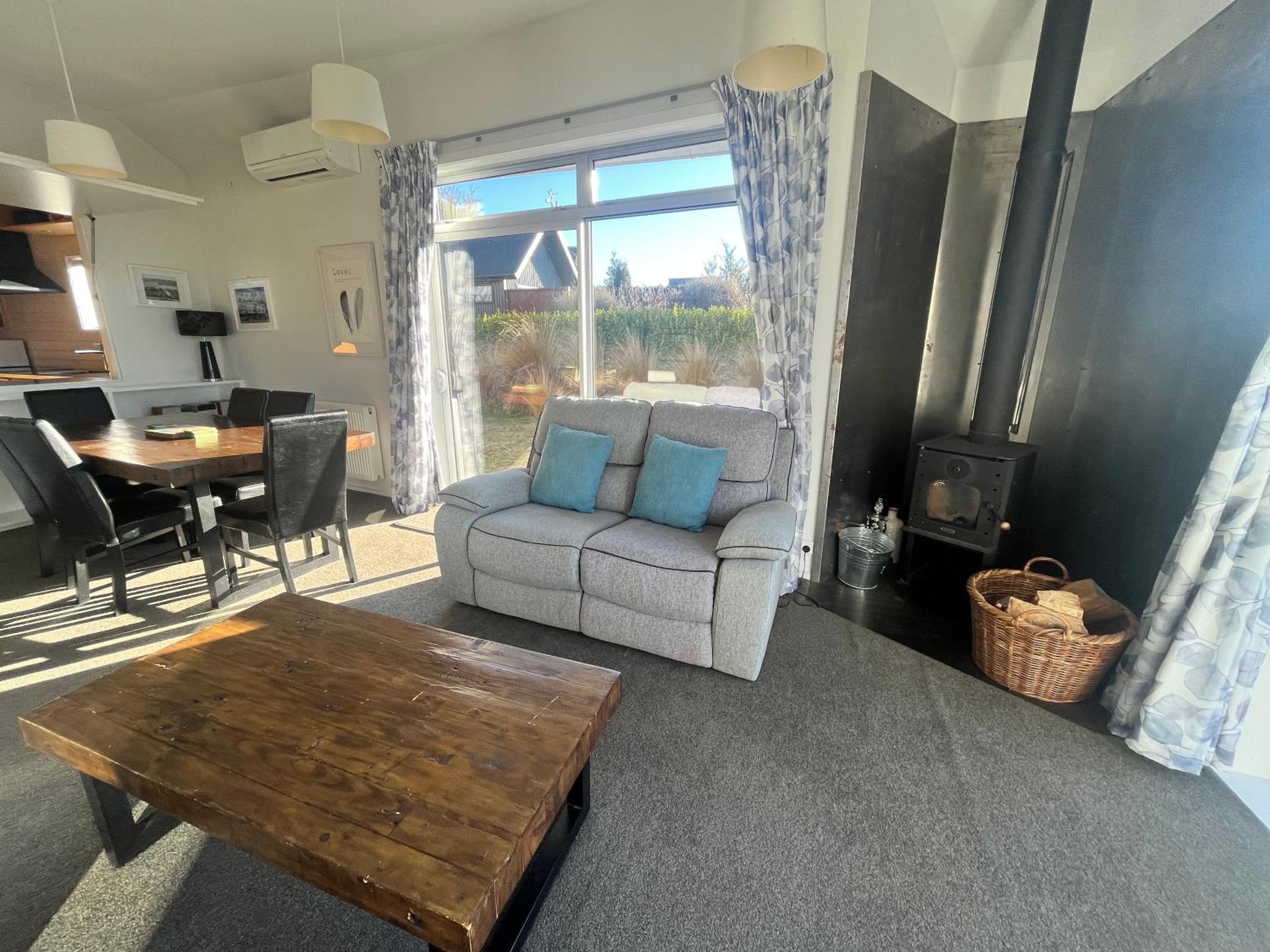 Luxury Lake View House view 4