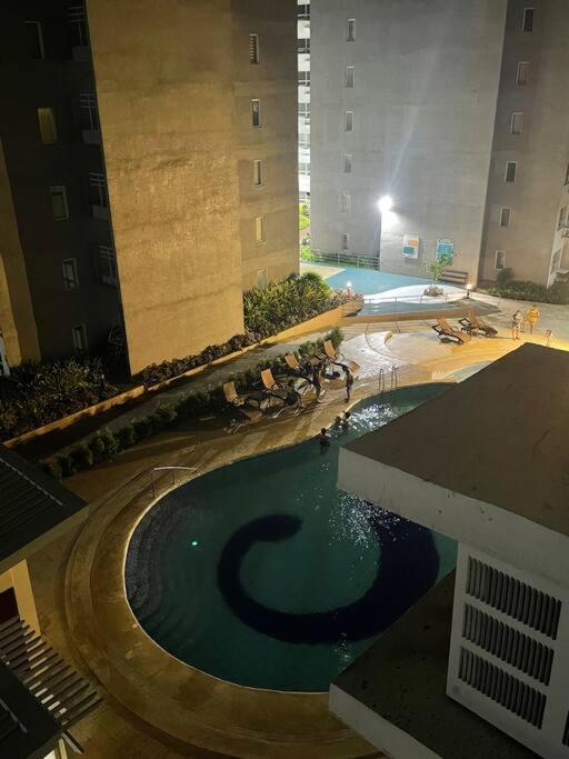 Lovely 2BR Seawind condo with pool view balcony & Fiber Internet view 5