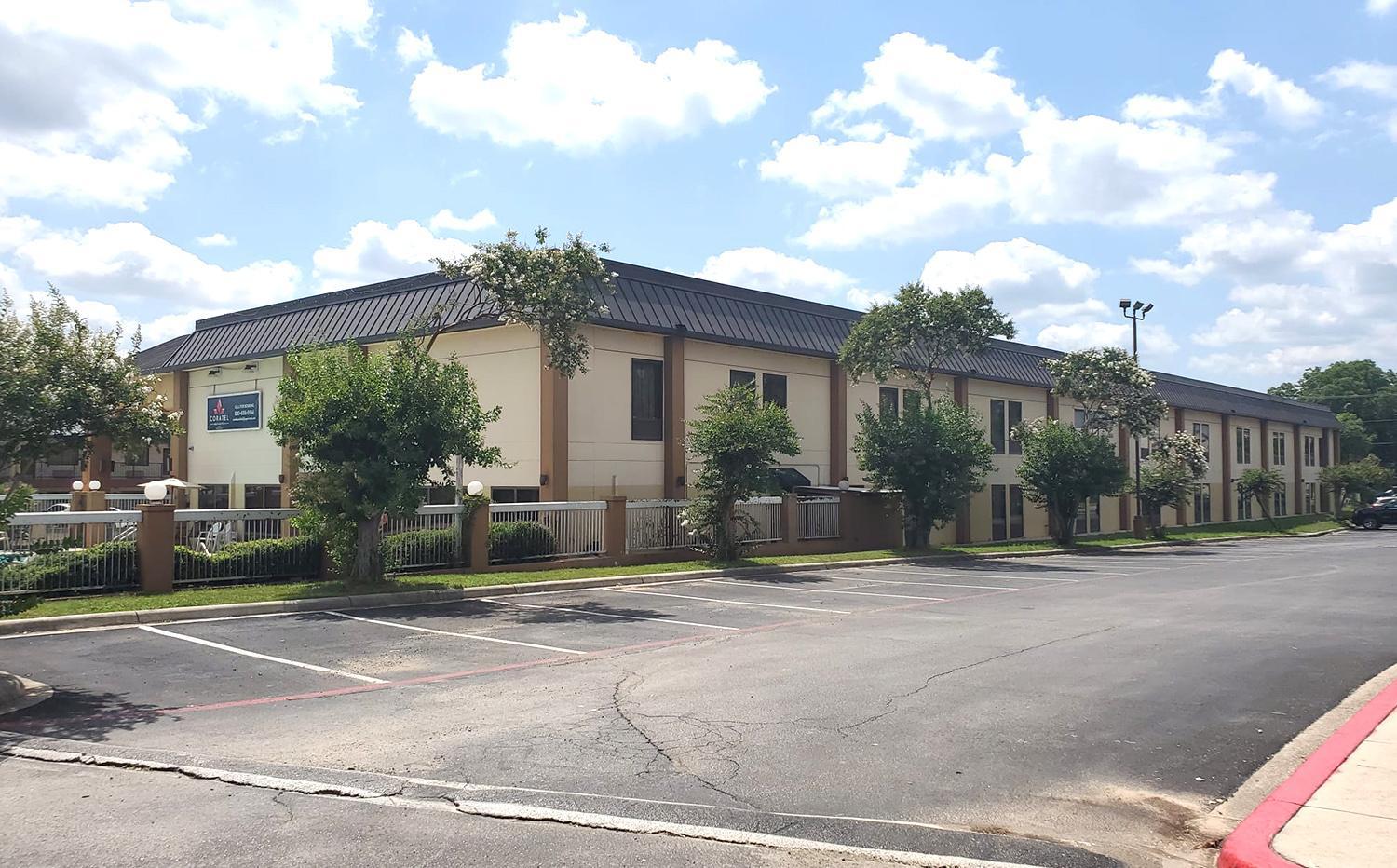 Coratel Inn & Suites by Jasper New Braunfels IH-35 EXT 189 view 4