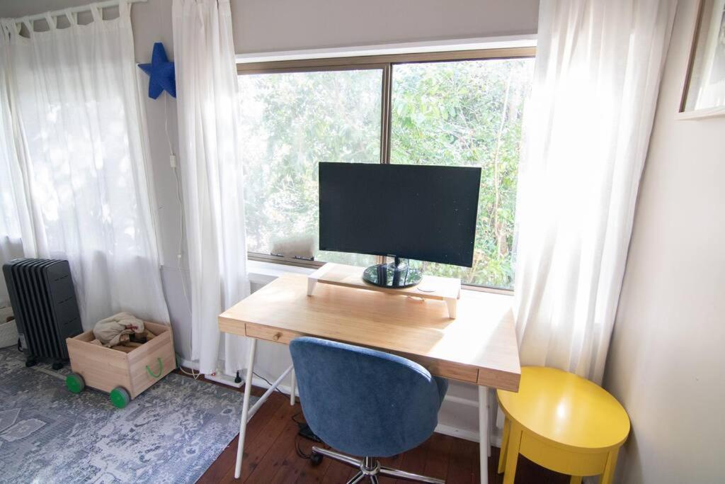 Banksia Cottage, pretty cottage with garden