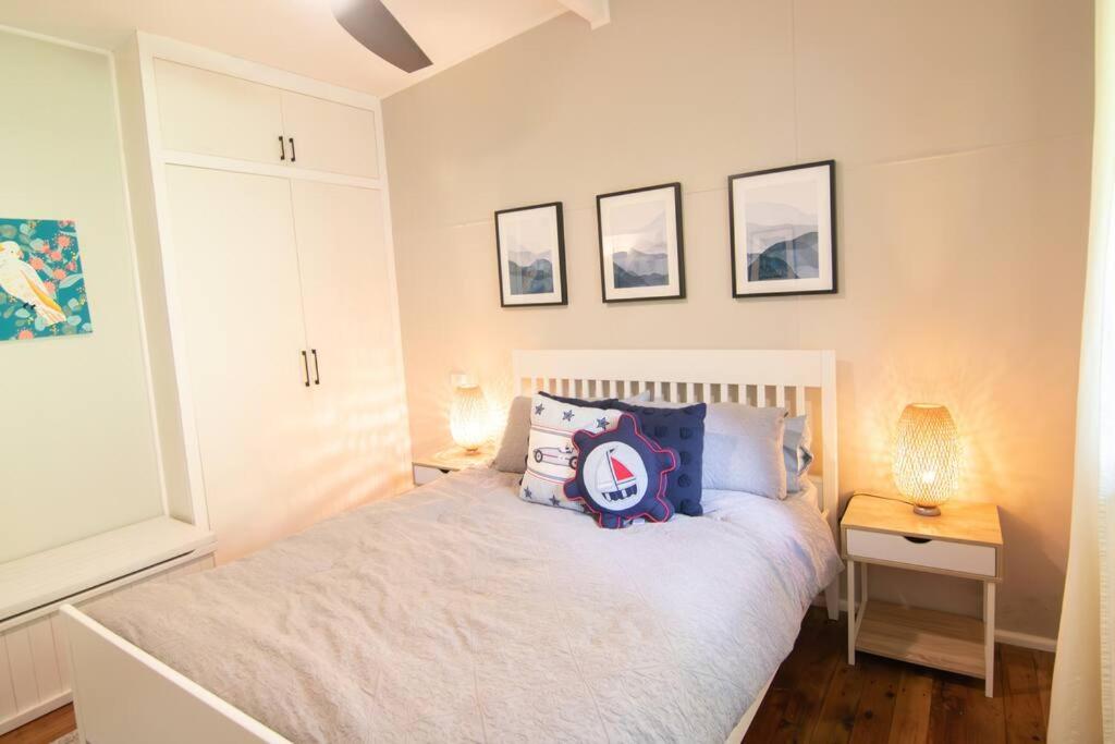 Banksia Cottage, pretty cottage with garden