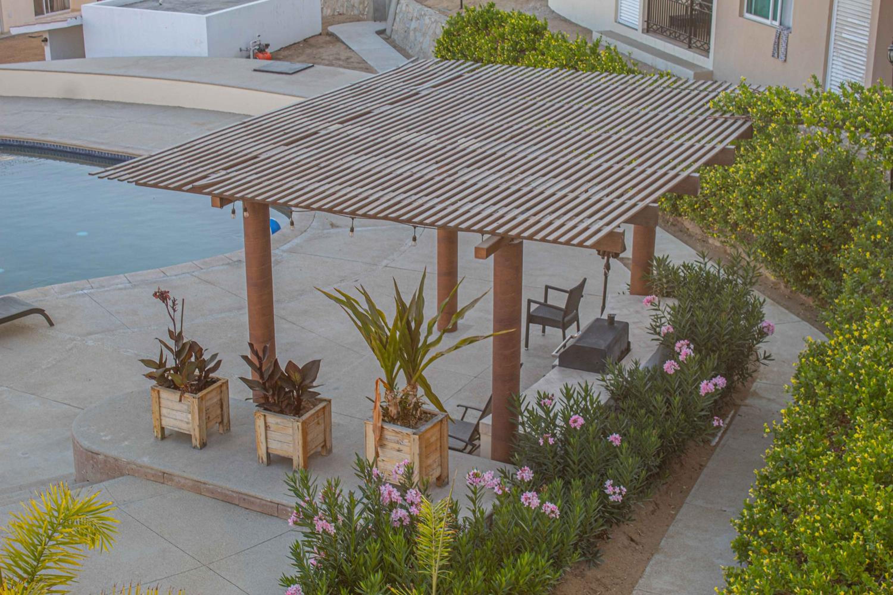 Private Villa in Gated Community Pet-Friendly view 4
