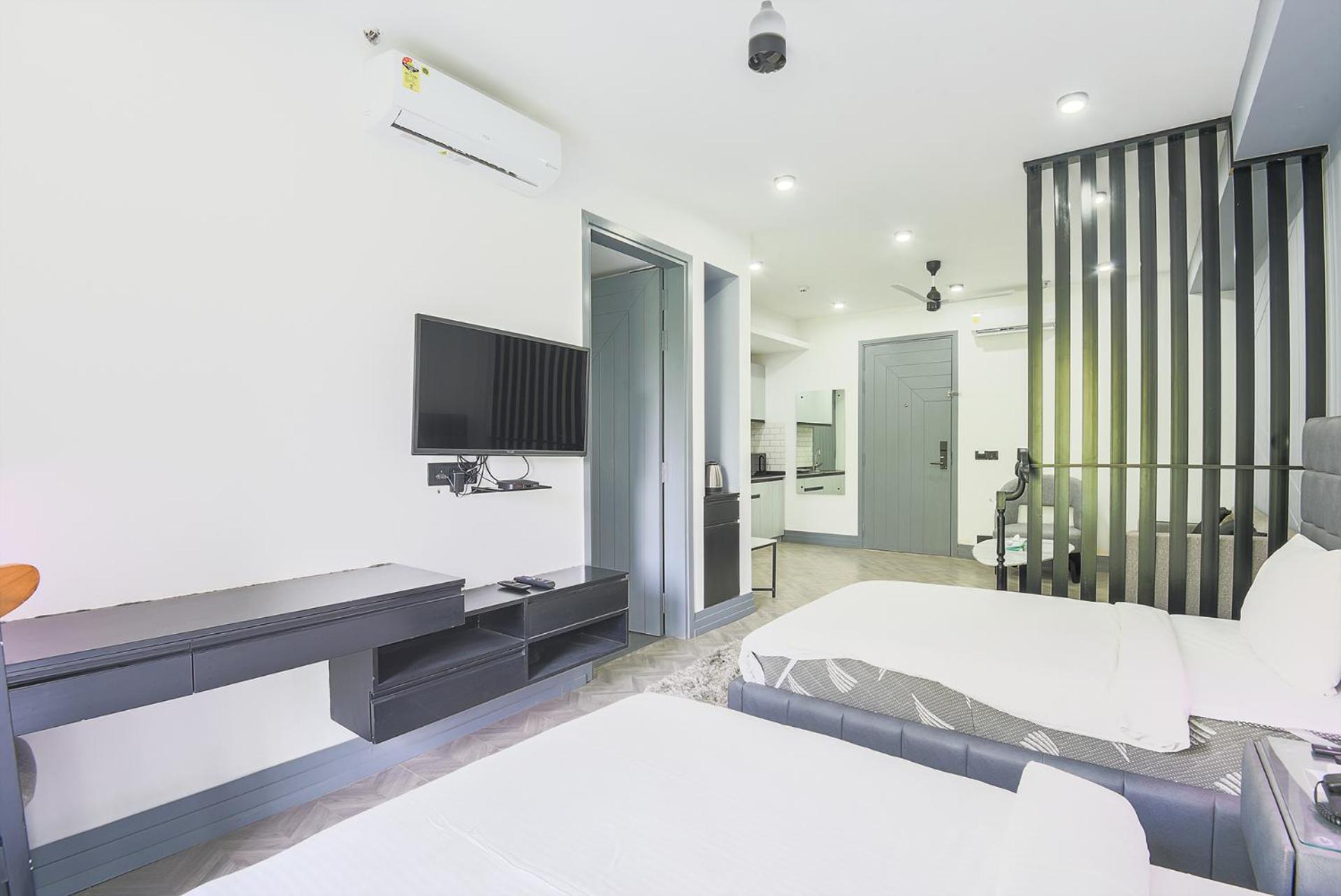 BedChambers Luxurious Aparthotel Near Medicity