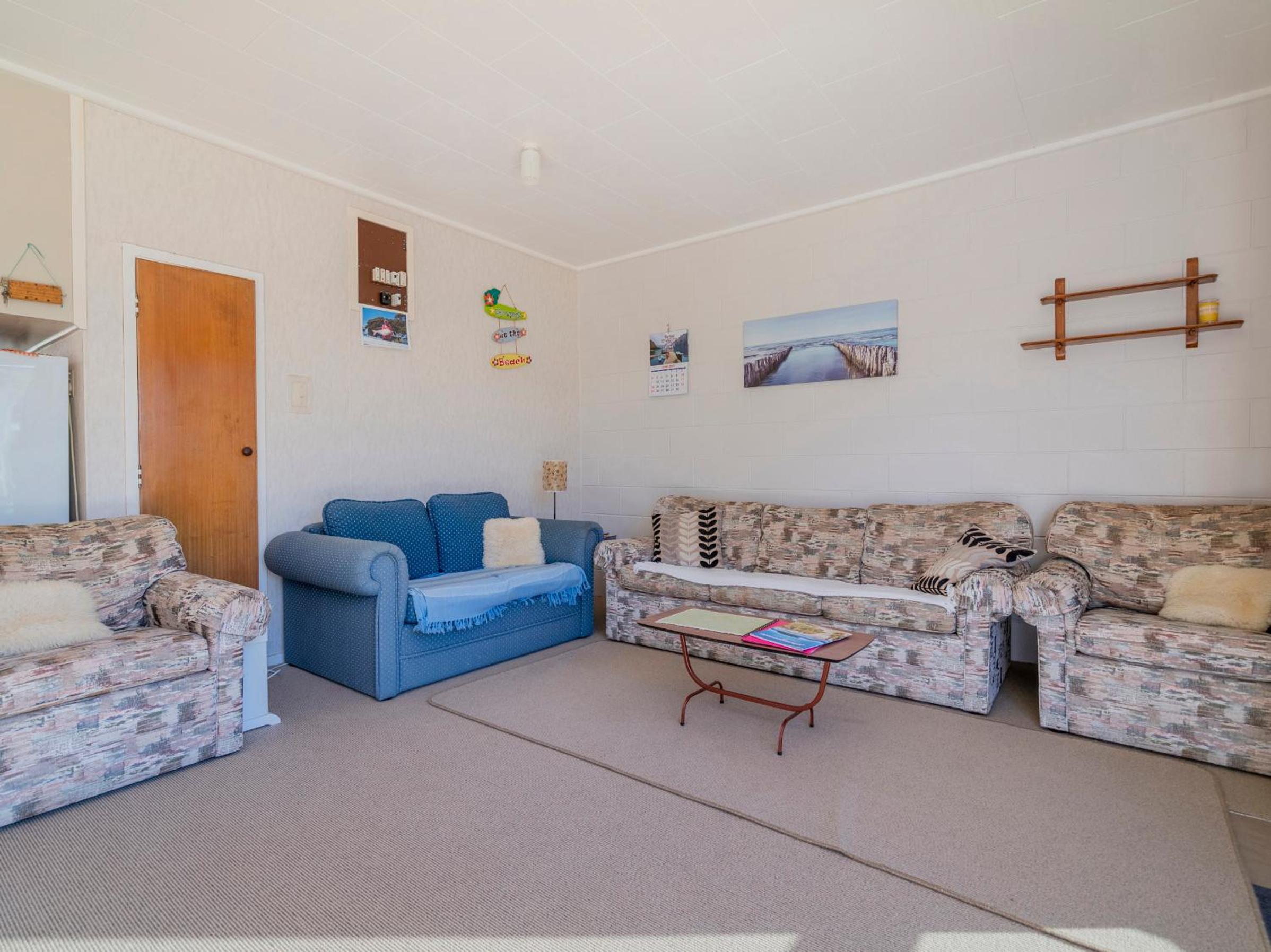 Location Plus - Whangamata Holiday Home