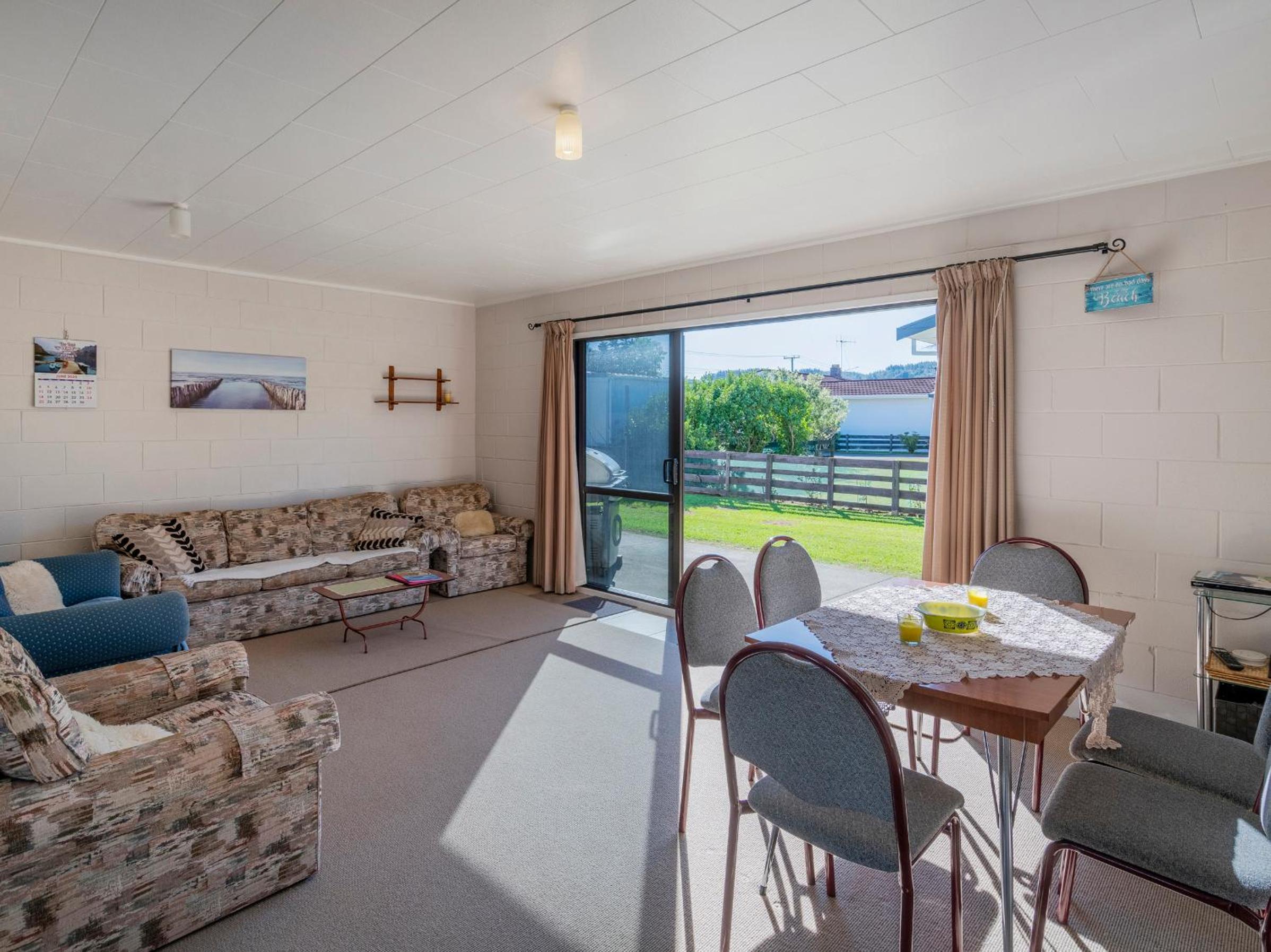 Location Plus - Whangamata Holiday Home