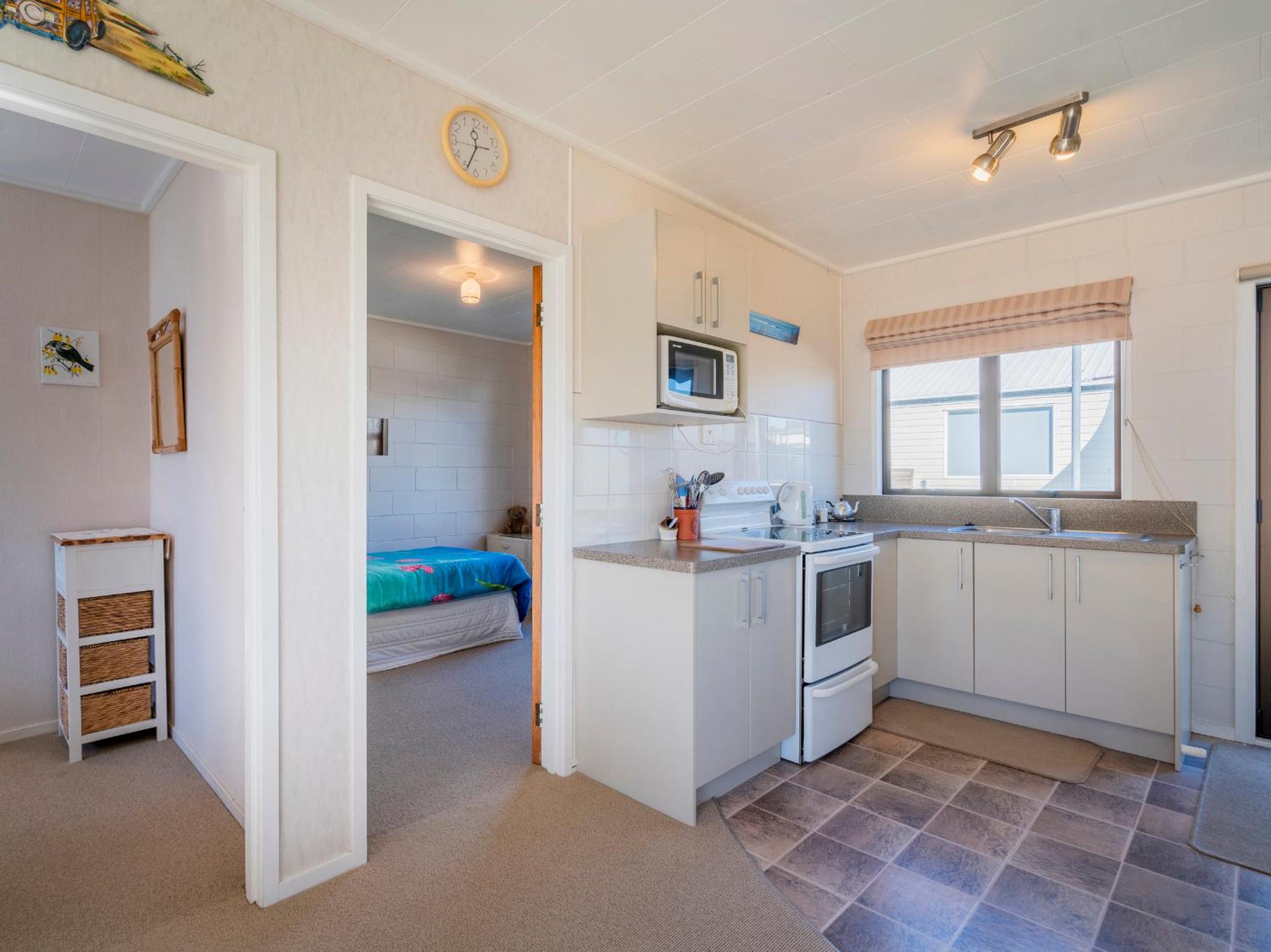 Location Plus - Whangamata Holiday Home