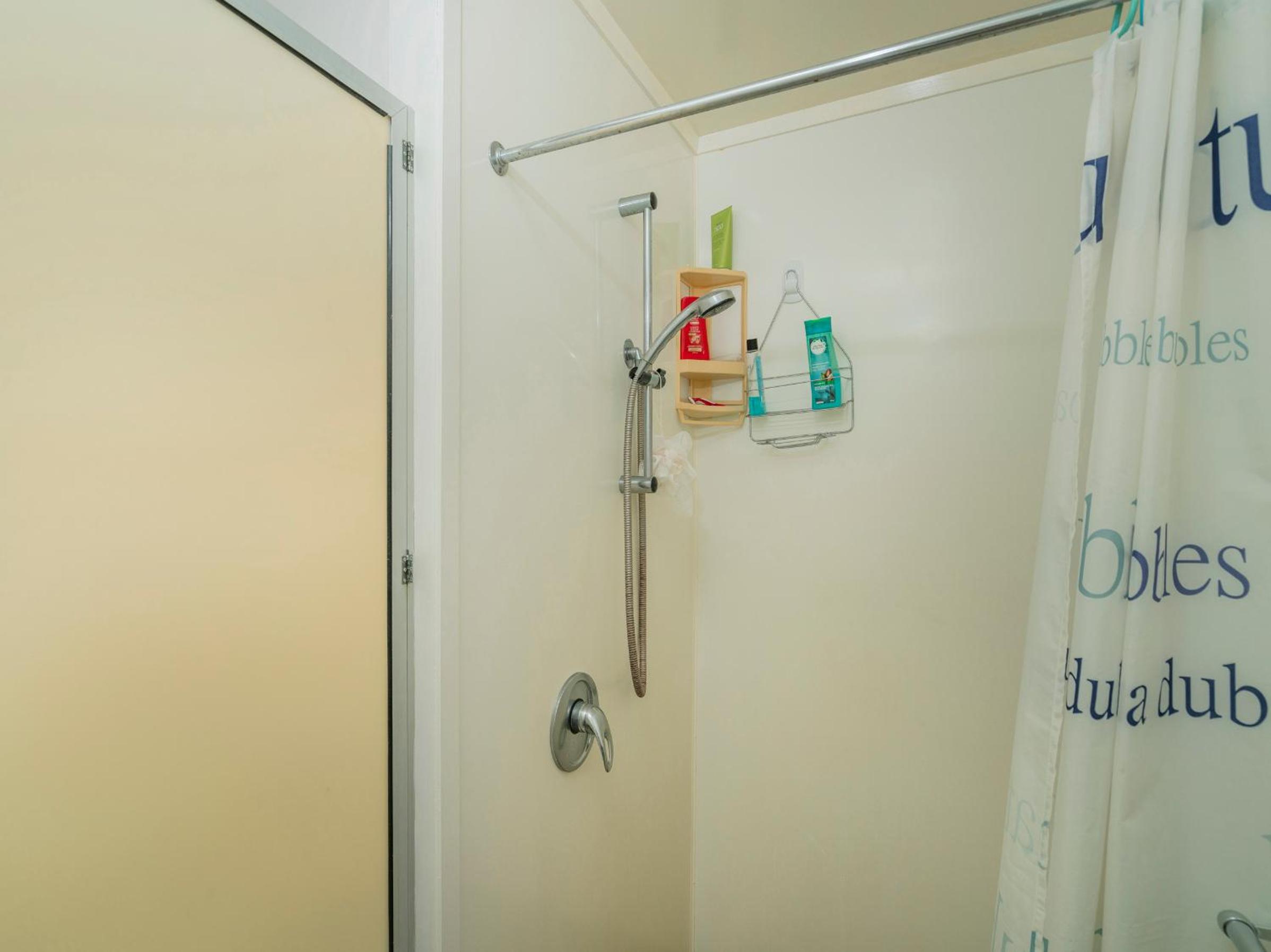 Location Plus - Whangamata Holiday Home