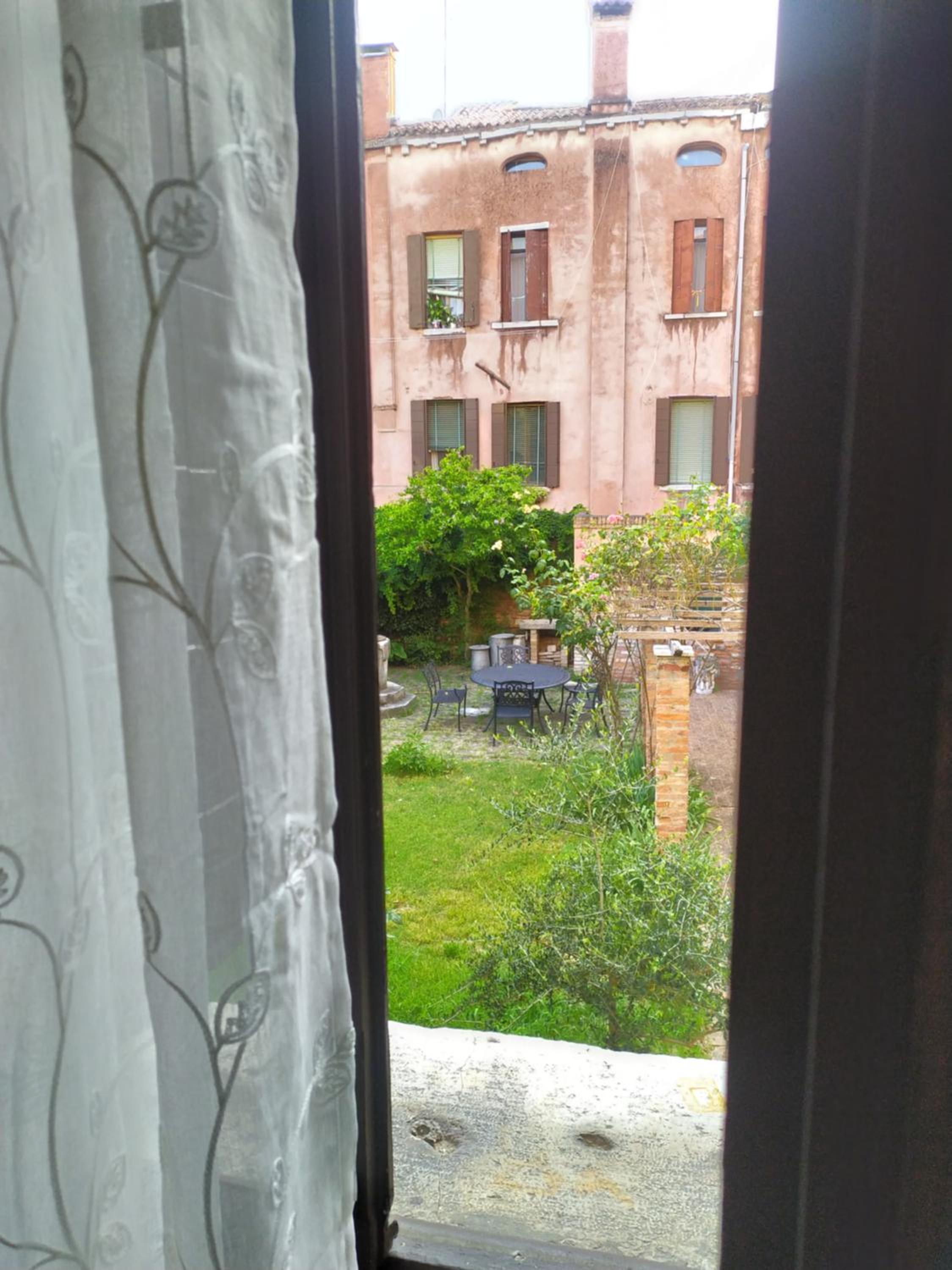 Zen Accommodations Grand Canal