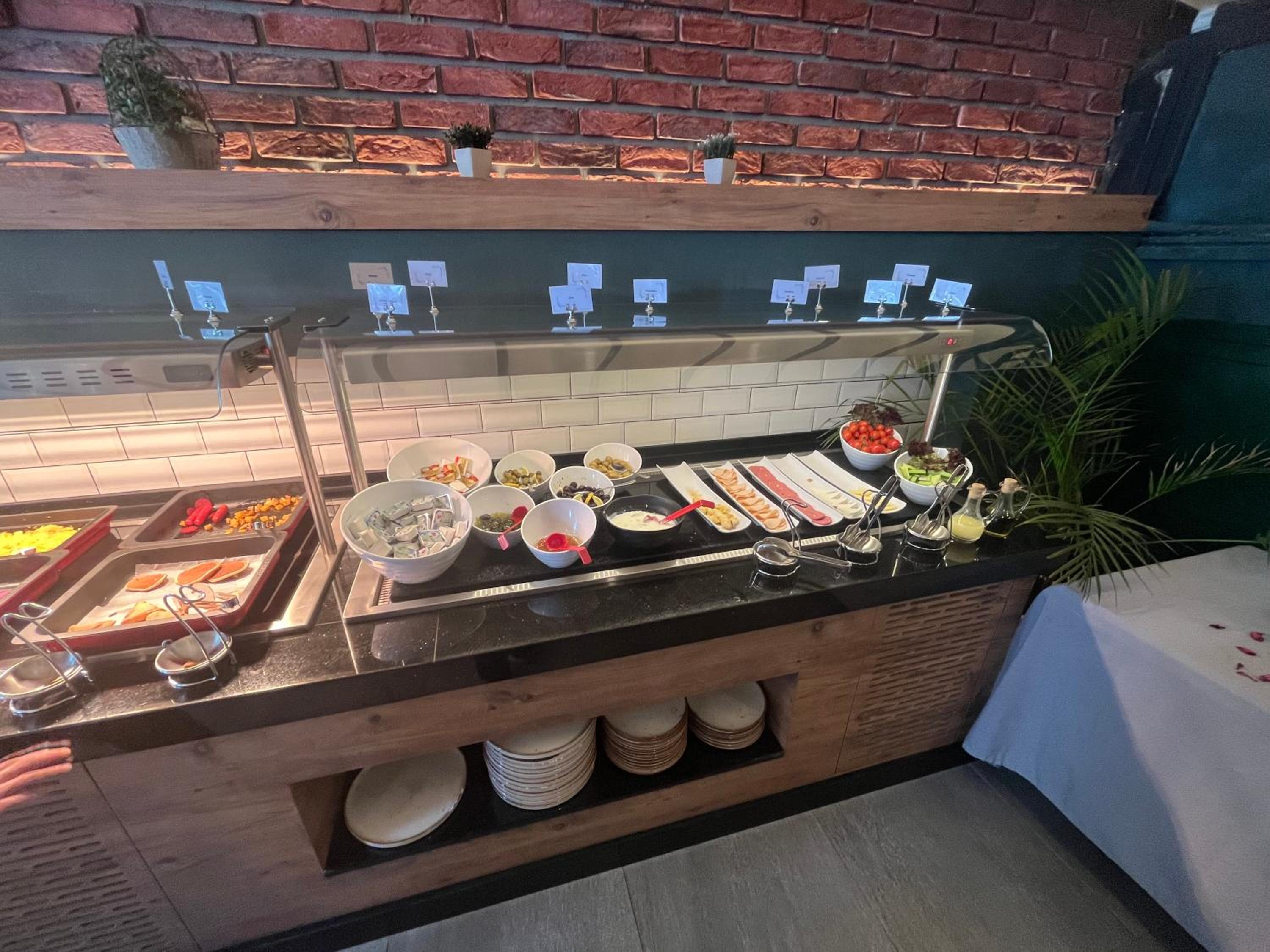 Pure Blanche Hotel - Image 17