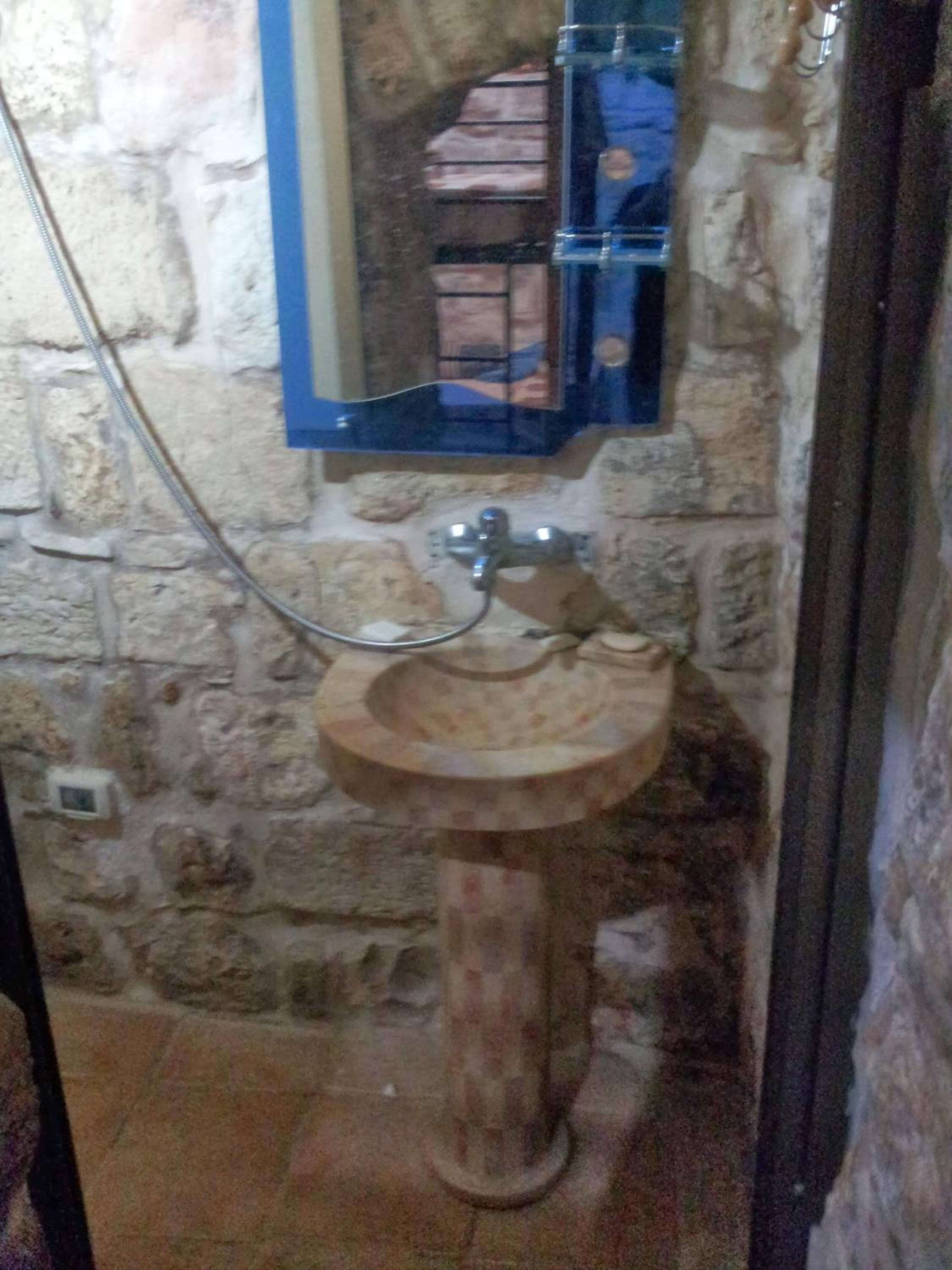 Photo 53