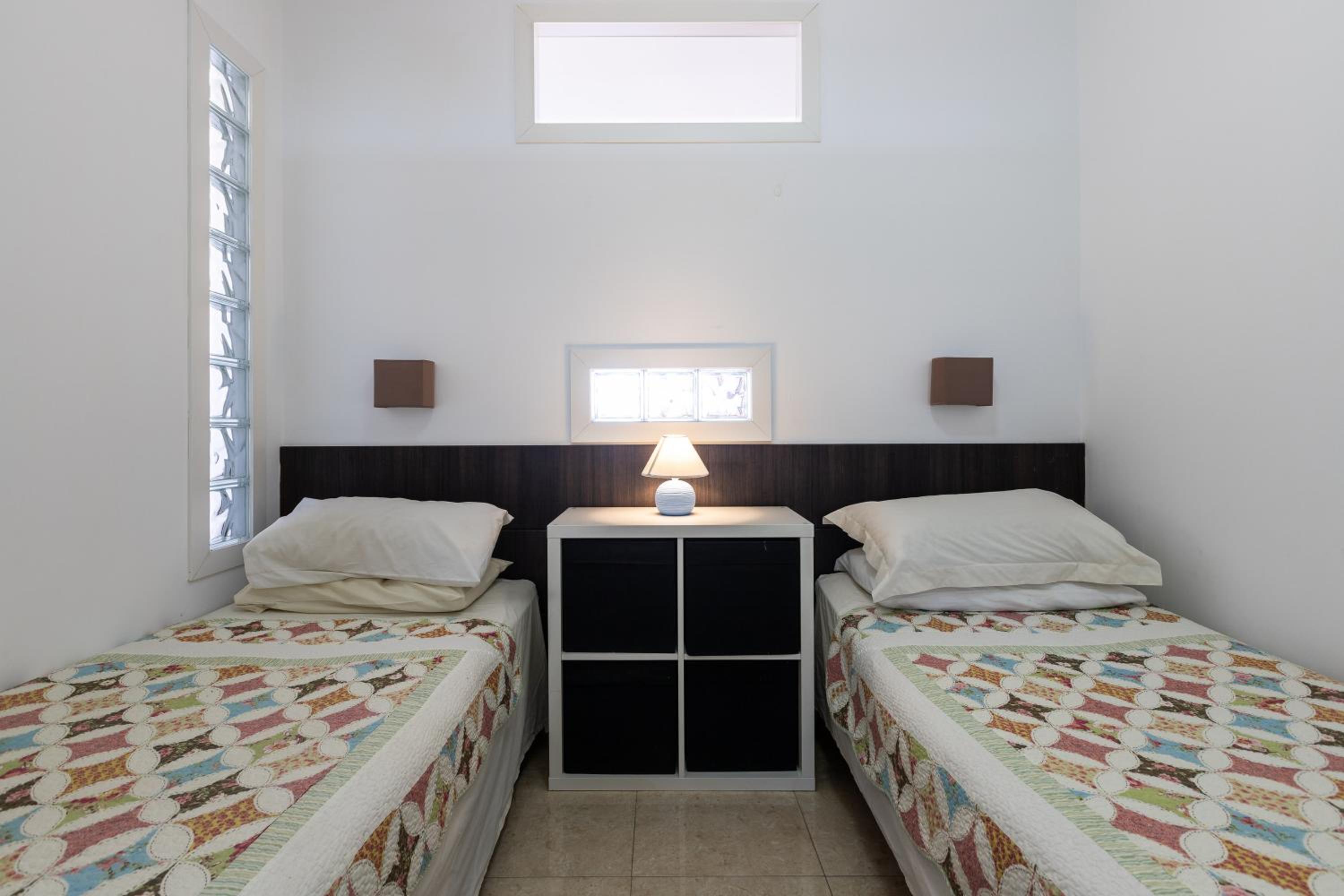Sunny one bedroom apartment