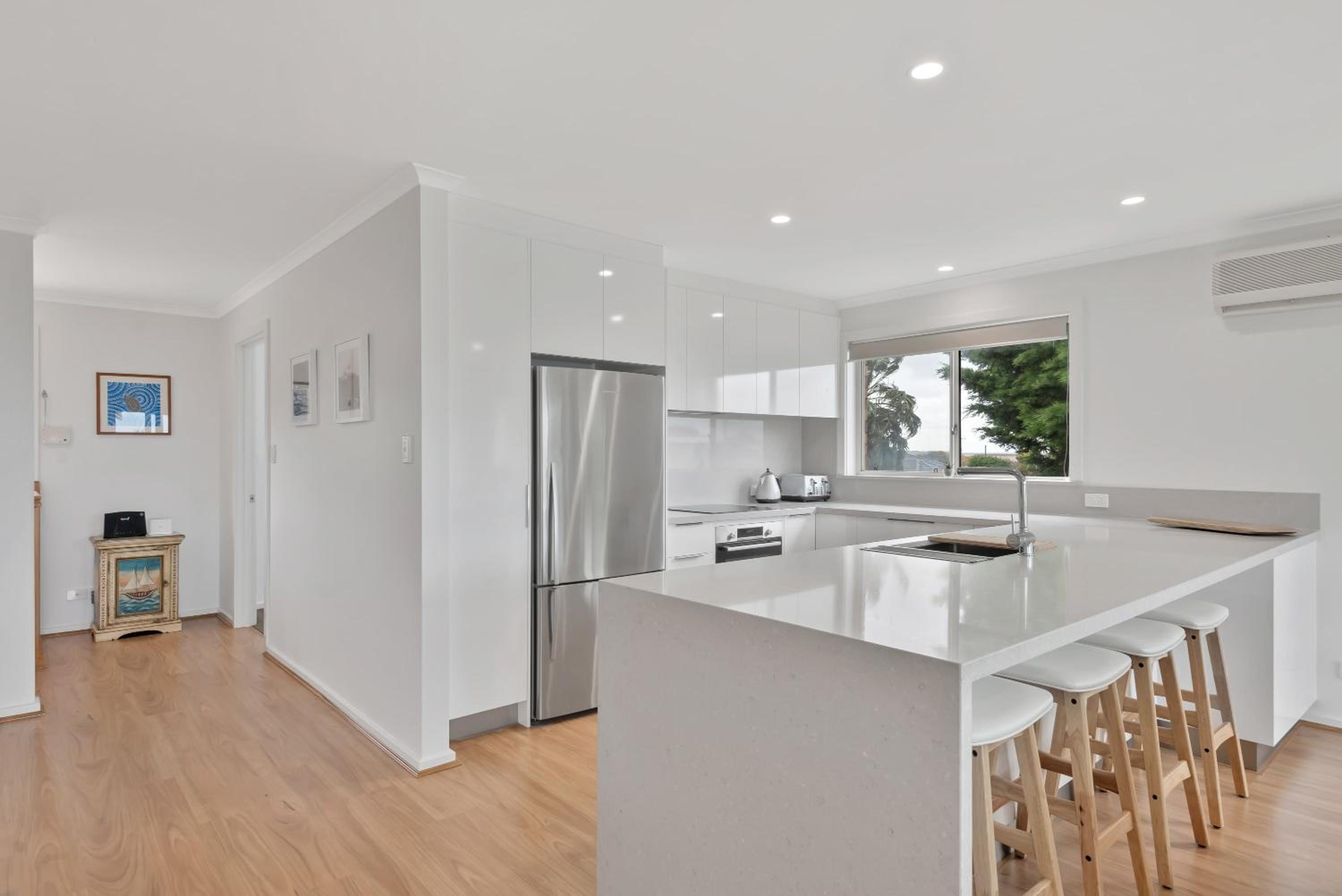 Ocean View 12 Corcoran Ave Goolwa Beach - BYO Linen