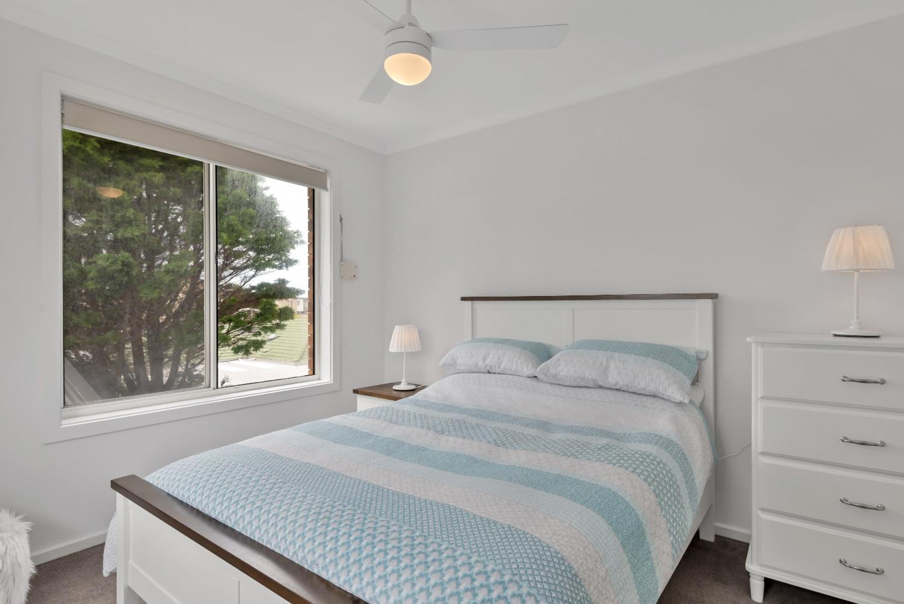 Ocean View 12 Corcoran Ave Goolwa Beach - BYO Linen