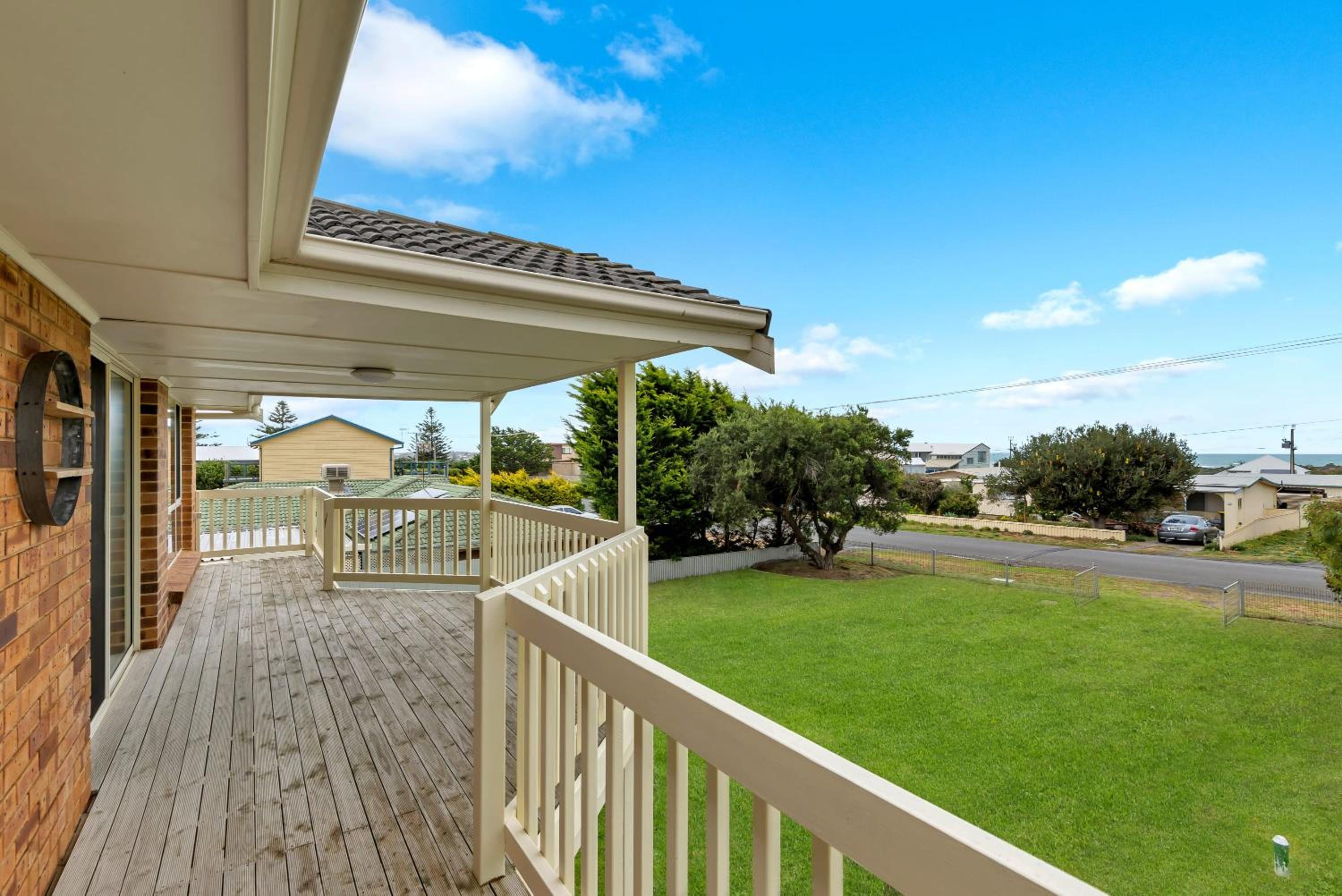 Ocean View 12 Corcoran Ave Goolwa Beach - BYO Linen