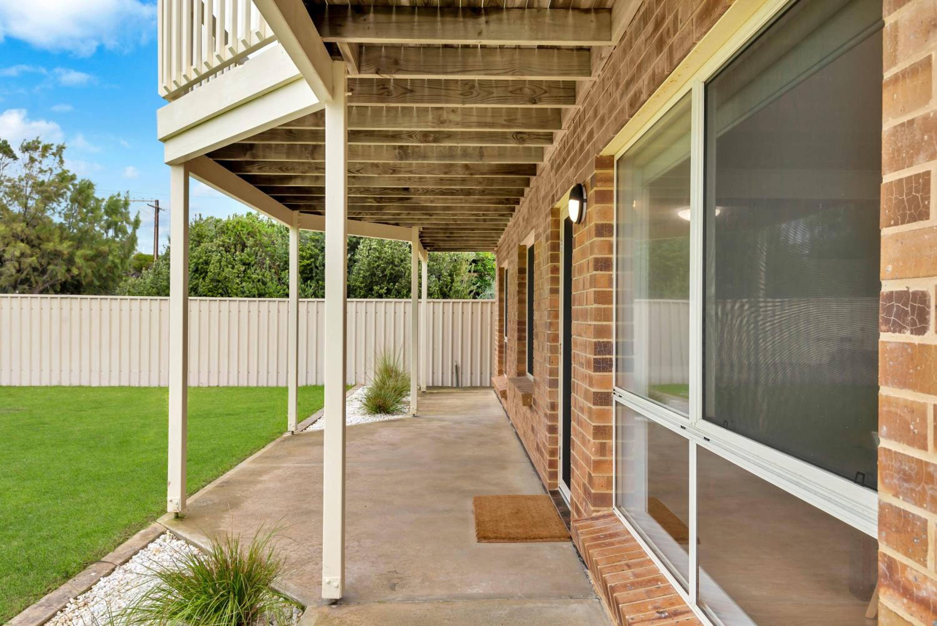 Ocean View 12 Corcoran Ave Goolwa Beach - BYO Linen