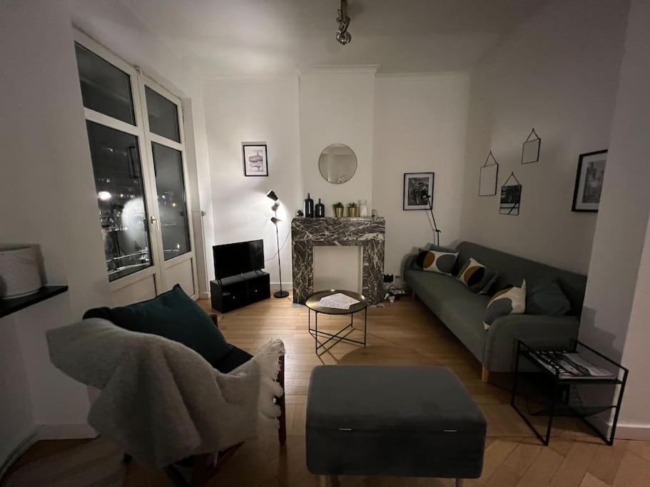 Bellevue - Grand appartement pour 5 sur les quais de la Meuse