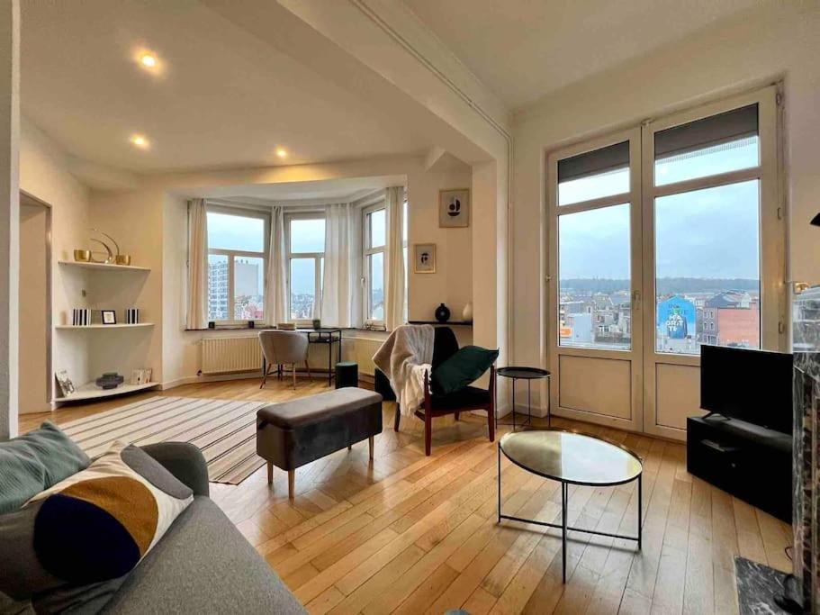 Bellevue - Grand appartement pour 5 sur les quais de la Meuse