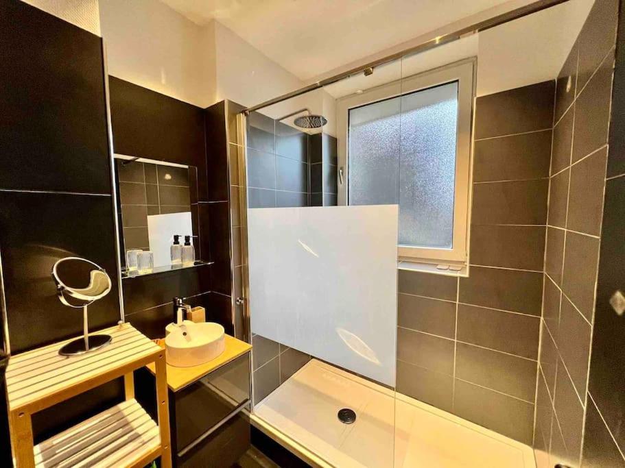 Bellevue - Grand appartement pour 5 sur les quais de la Meuse