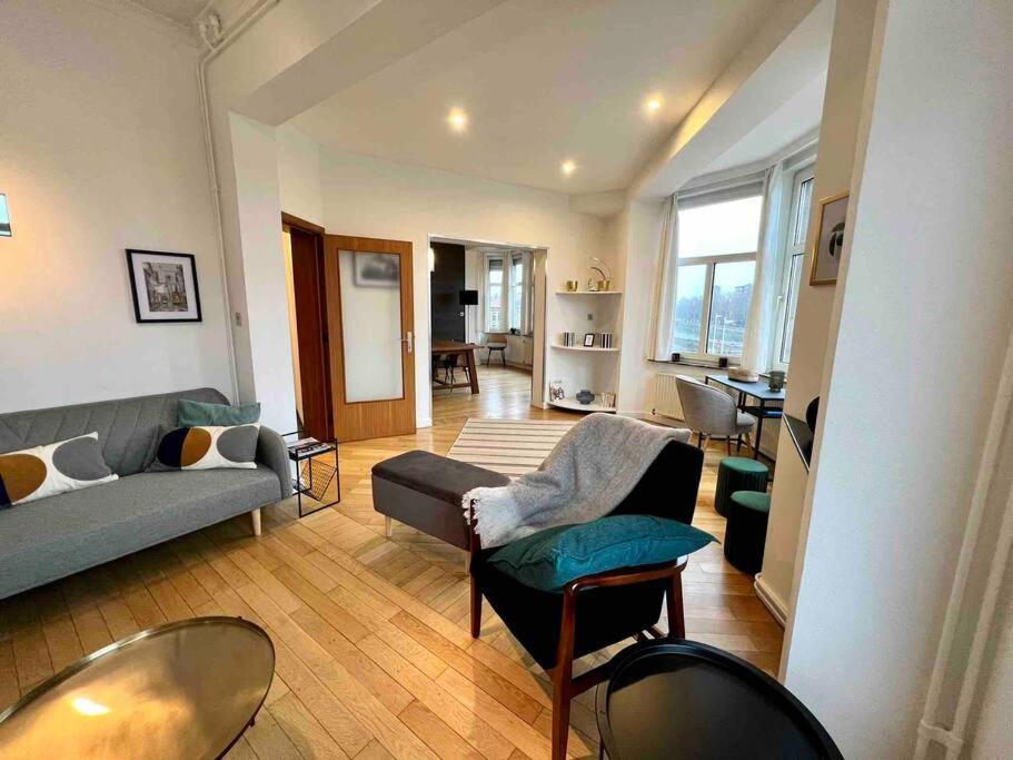 Bellevue - Grand appartement pour 5 sur les quais de la Meuse