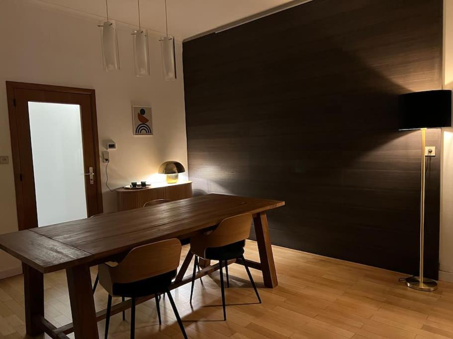 Bellevue - Grand appartement pour 5 sur les quais de la Meuse