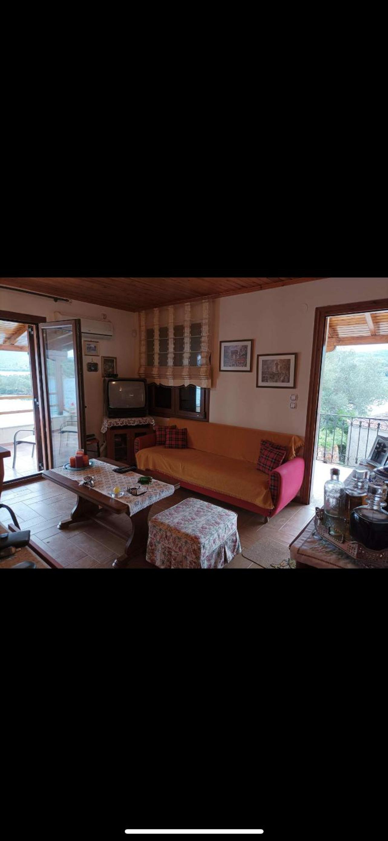 SEA HOUSE KOUKOULEIKA