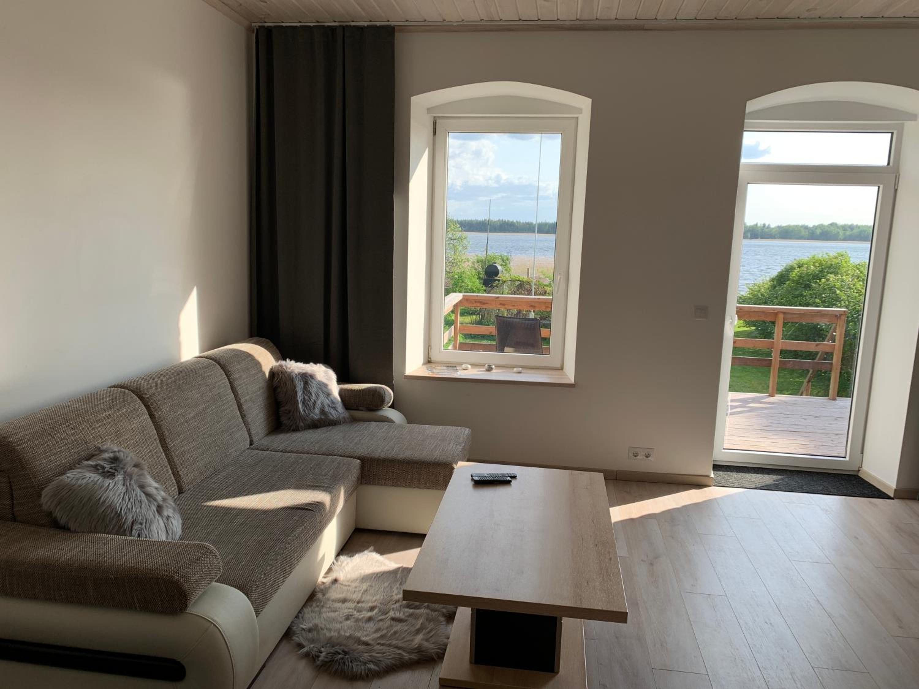 TaaliHomes Kuremaa ridaelamu järve kaldal - saun hinnas view 5