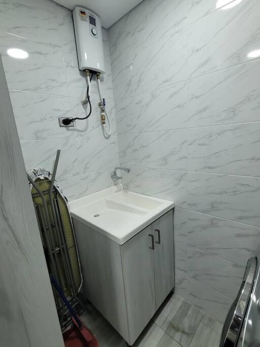 Corferia/USA Embassy/Beauty Apt