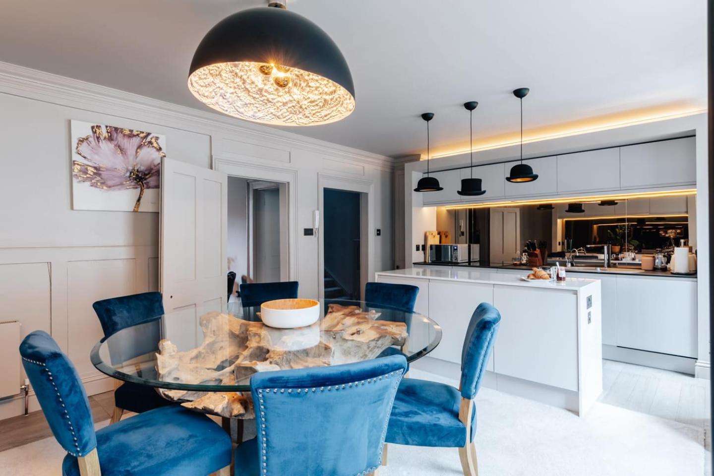 Stunning central Bath Apartment