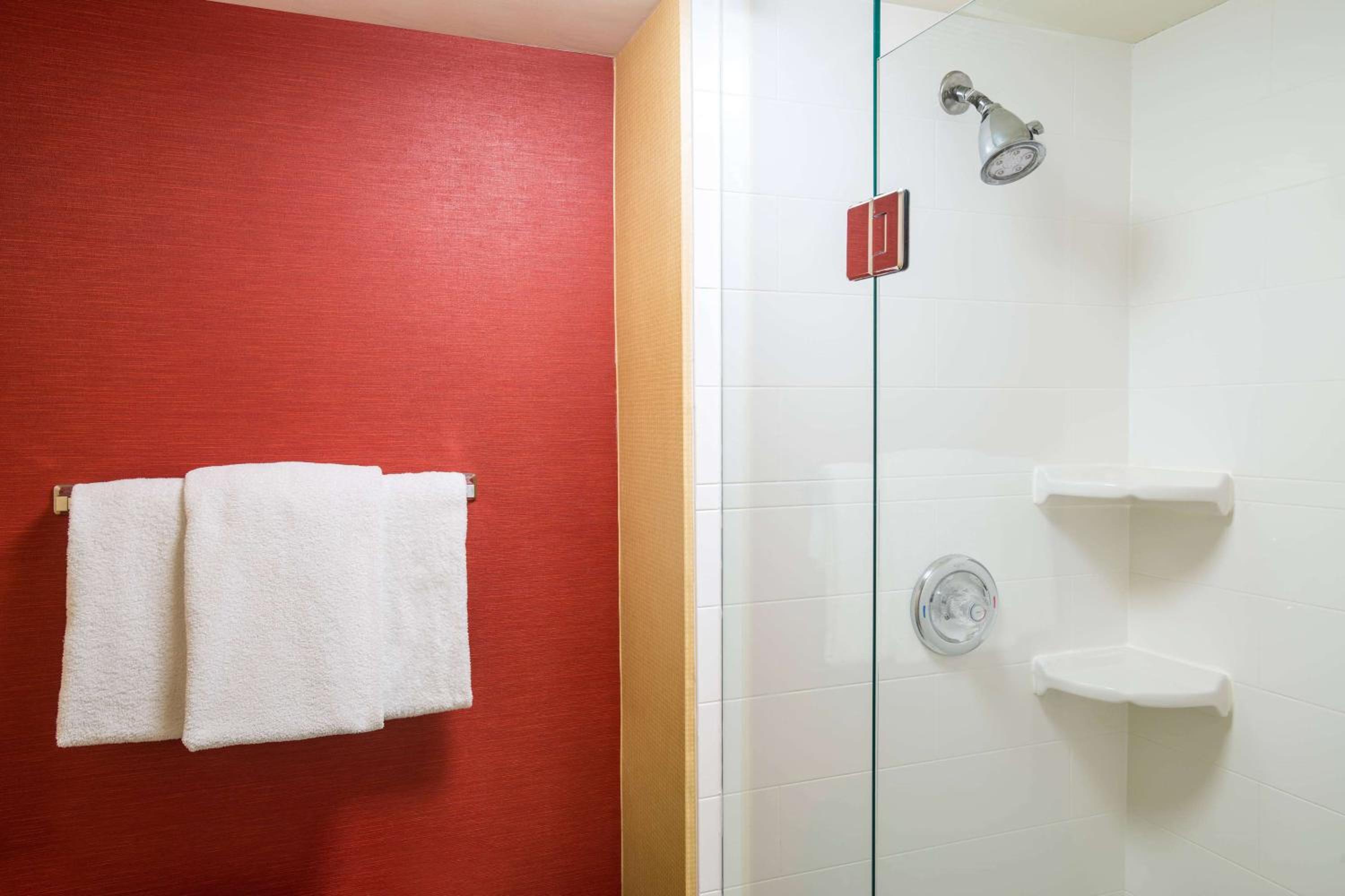 Elgin Vacations - Sonesta Select Chicago Elgin West Dundee - Property Image 1