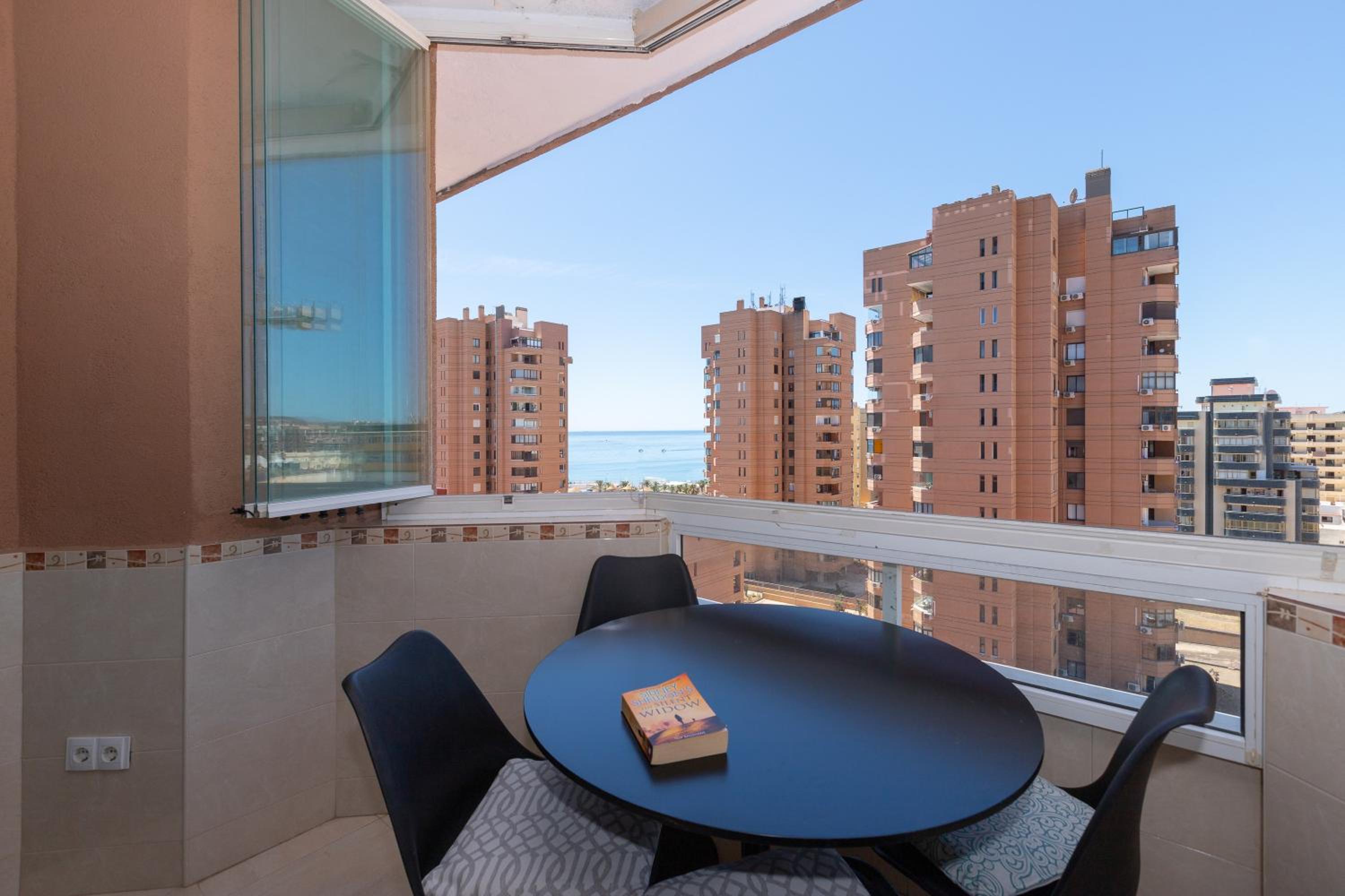 Sunny one bedroom apartment