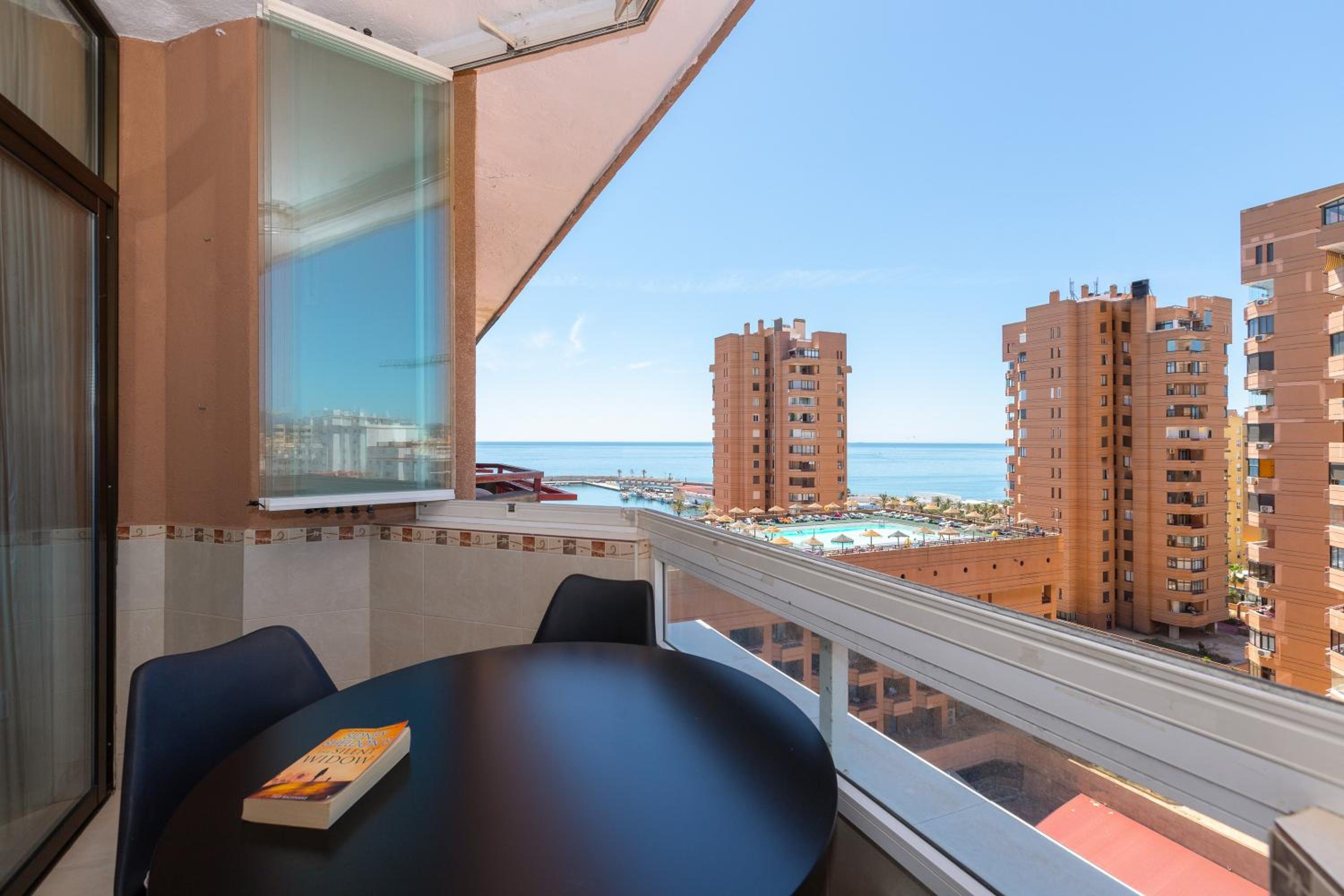 Sunny one bedroom apartment