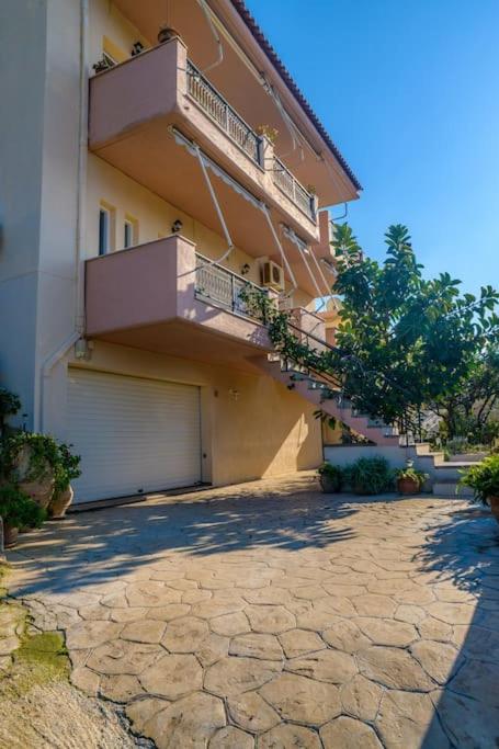 “Shiny” sea view apartment at Istron view 5