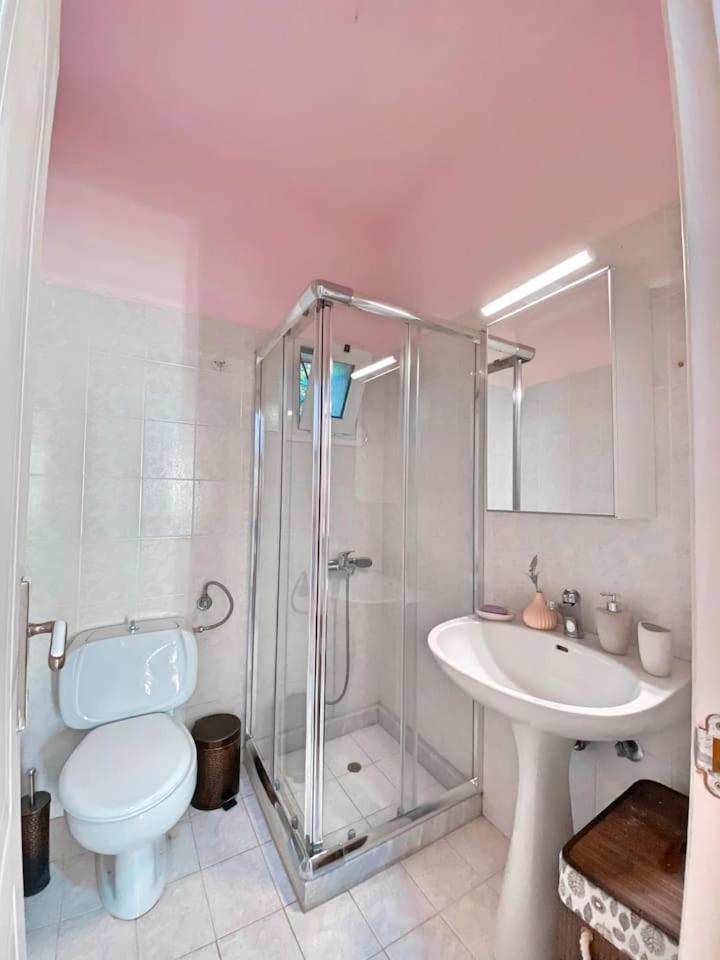 Ruby Apartment