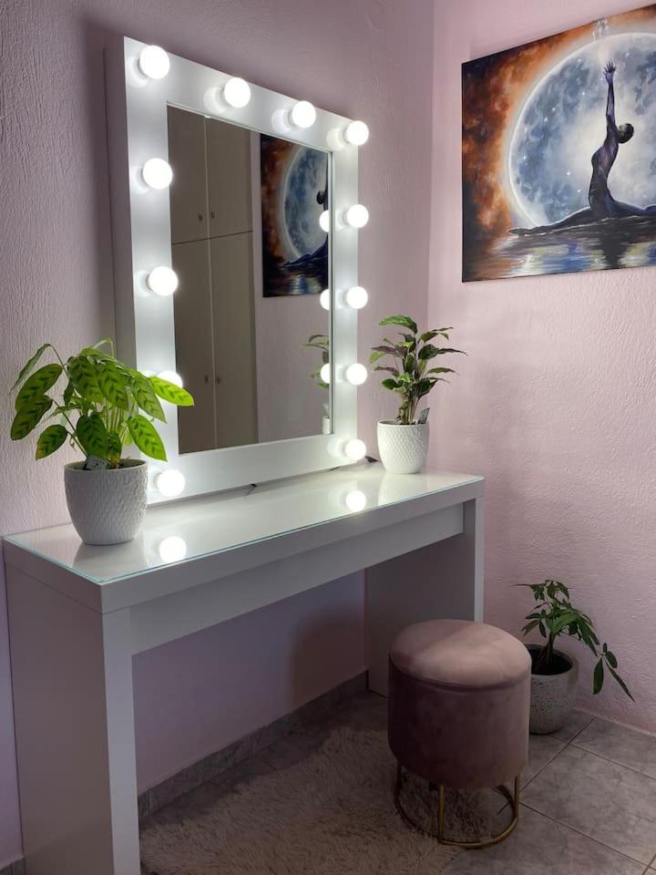 Ruby Apartment