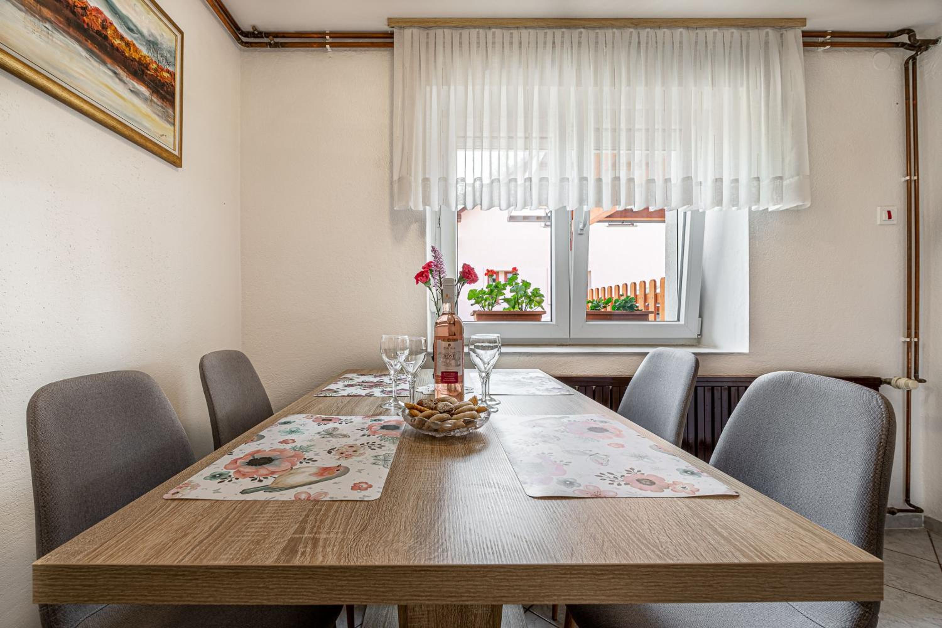 Mržek House with Sauna near Bloke Lake - Happy Rentals, photo 19