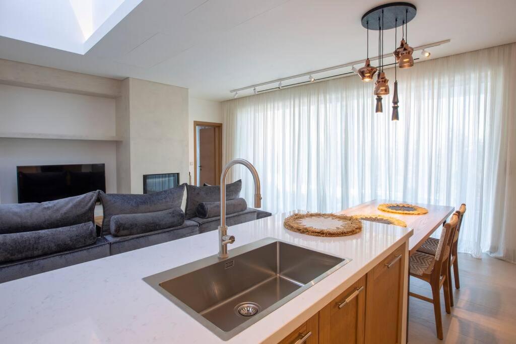 Villa Feline with an incredible sea view