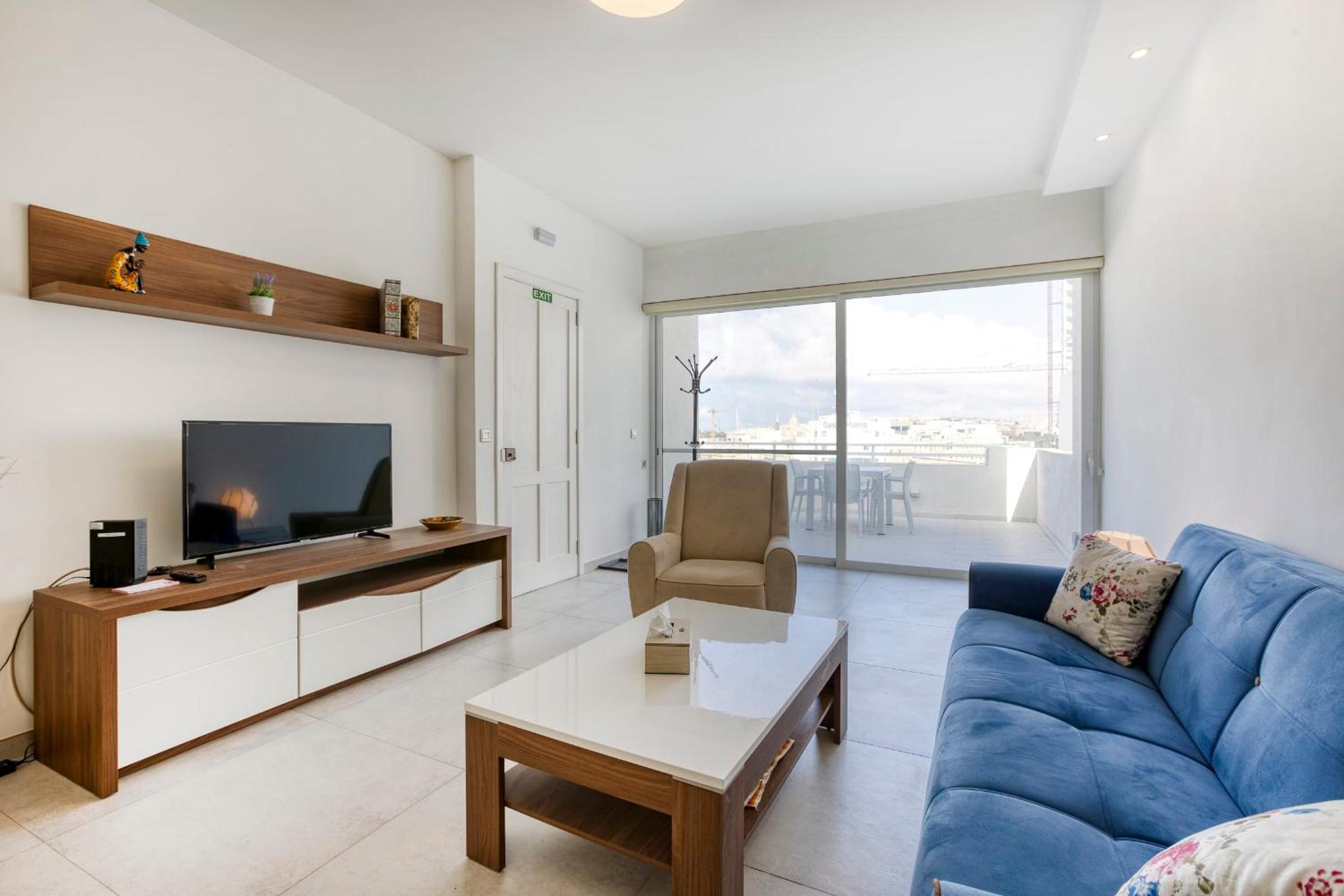 GZIRA Penthouse - hosted by Sweetstay view 3