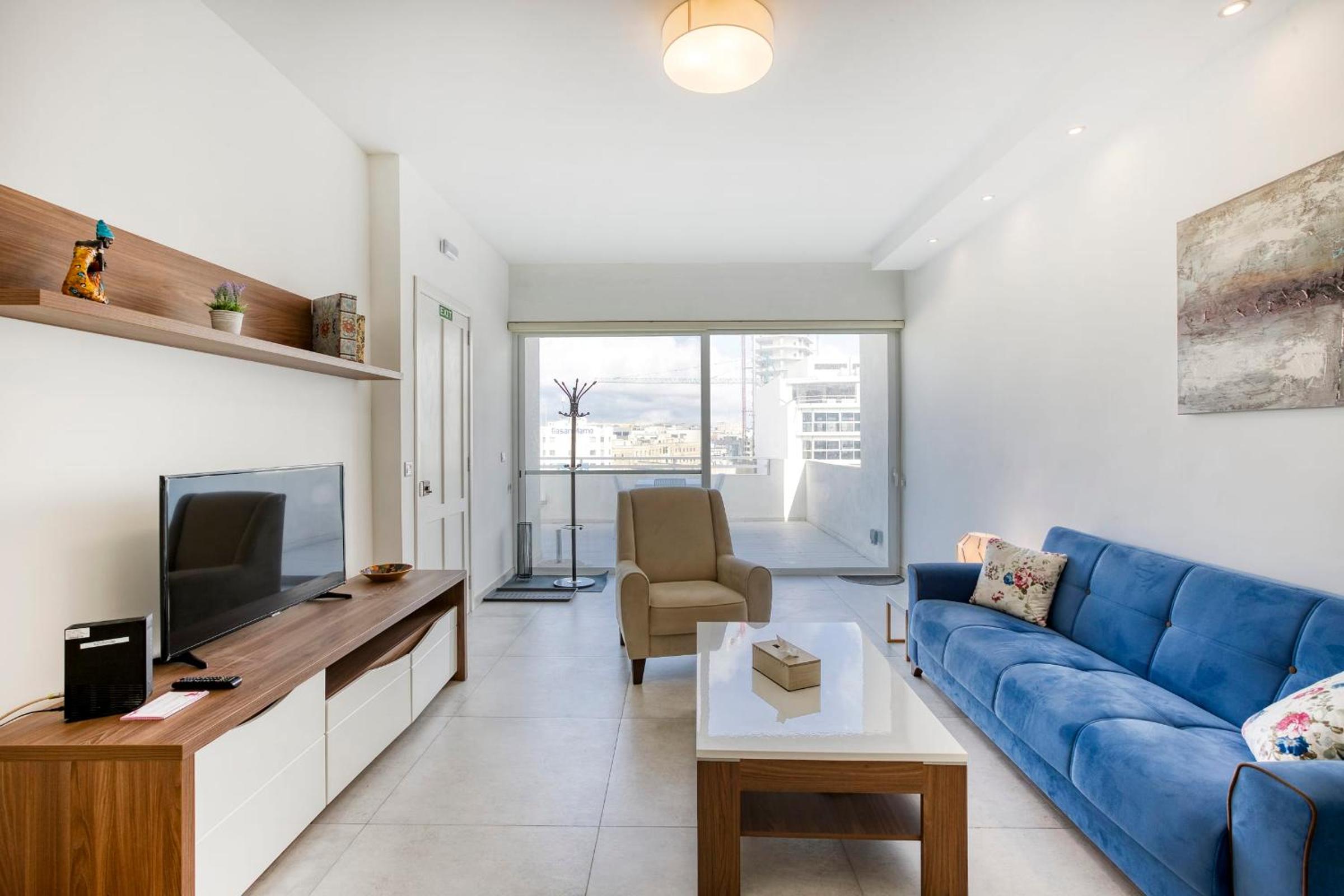 GZIRA Penthouse - hosted by Sweetstay view 2