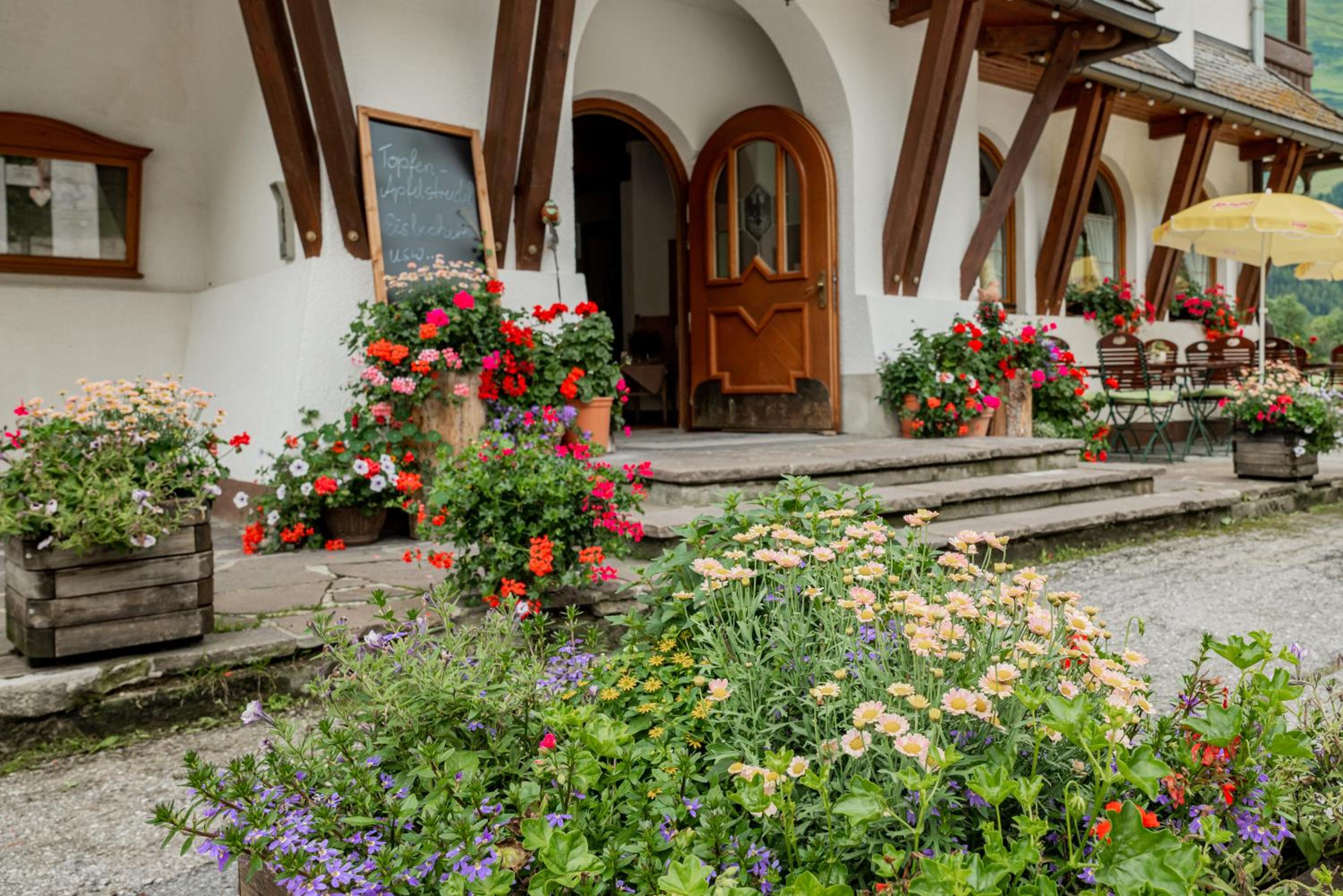 Gasthof Schwarzer Adler in Hägerau-Steeg Naturpark Lechtal