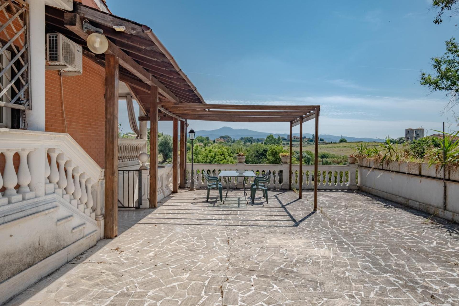 Casa con balcone vista campagna Free Netflix