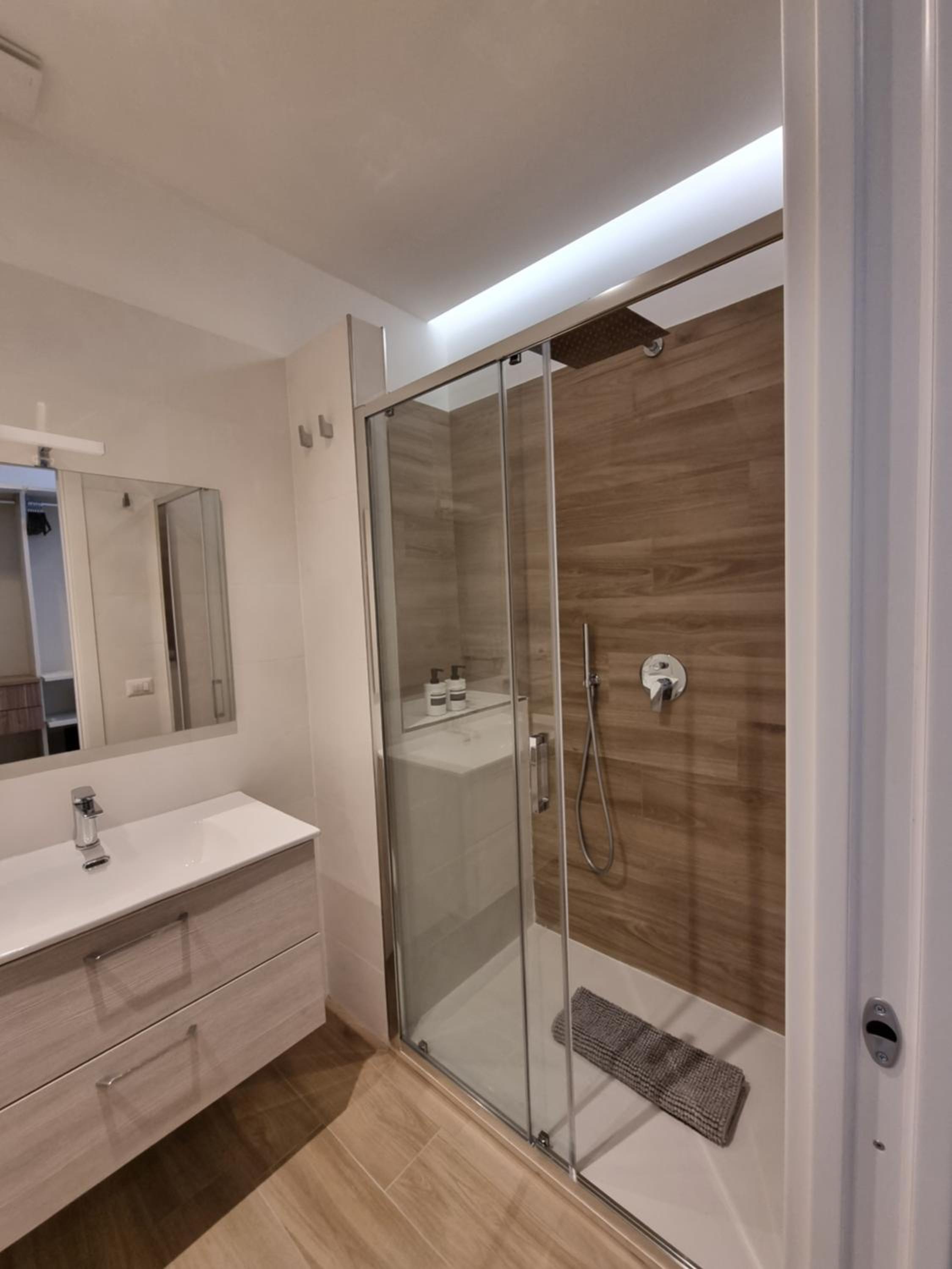 Marea Retreat Rooms