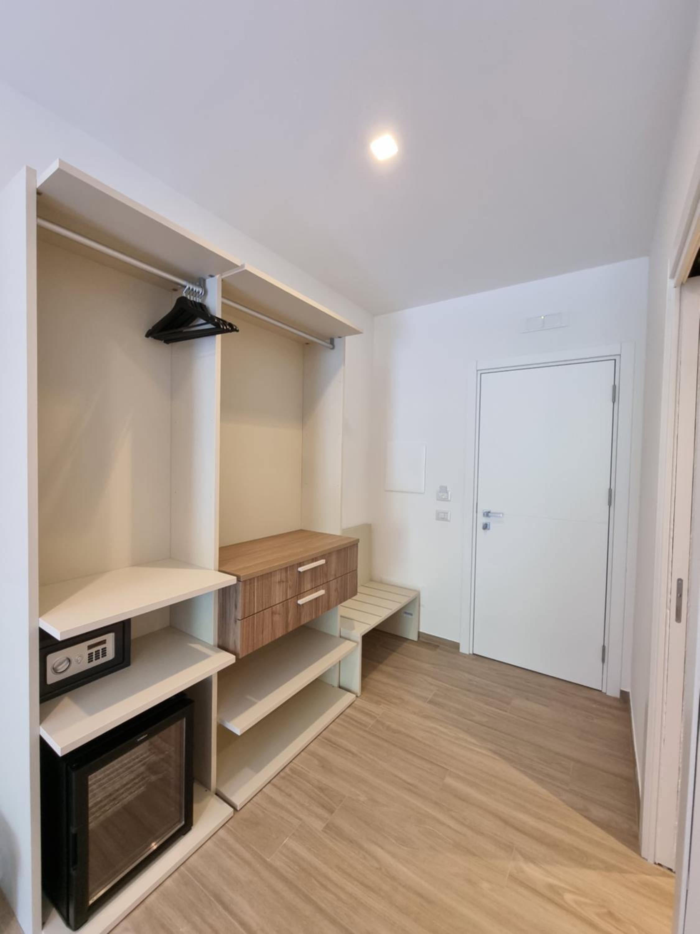 Marea Retreat Rooms