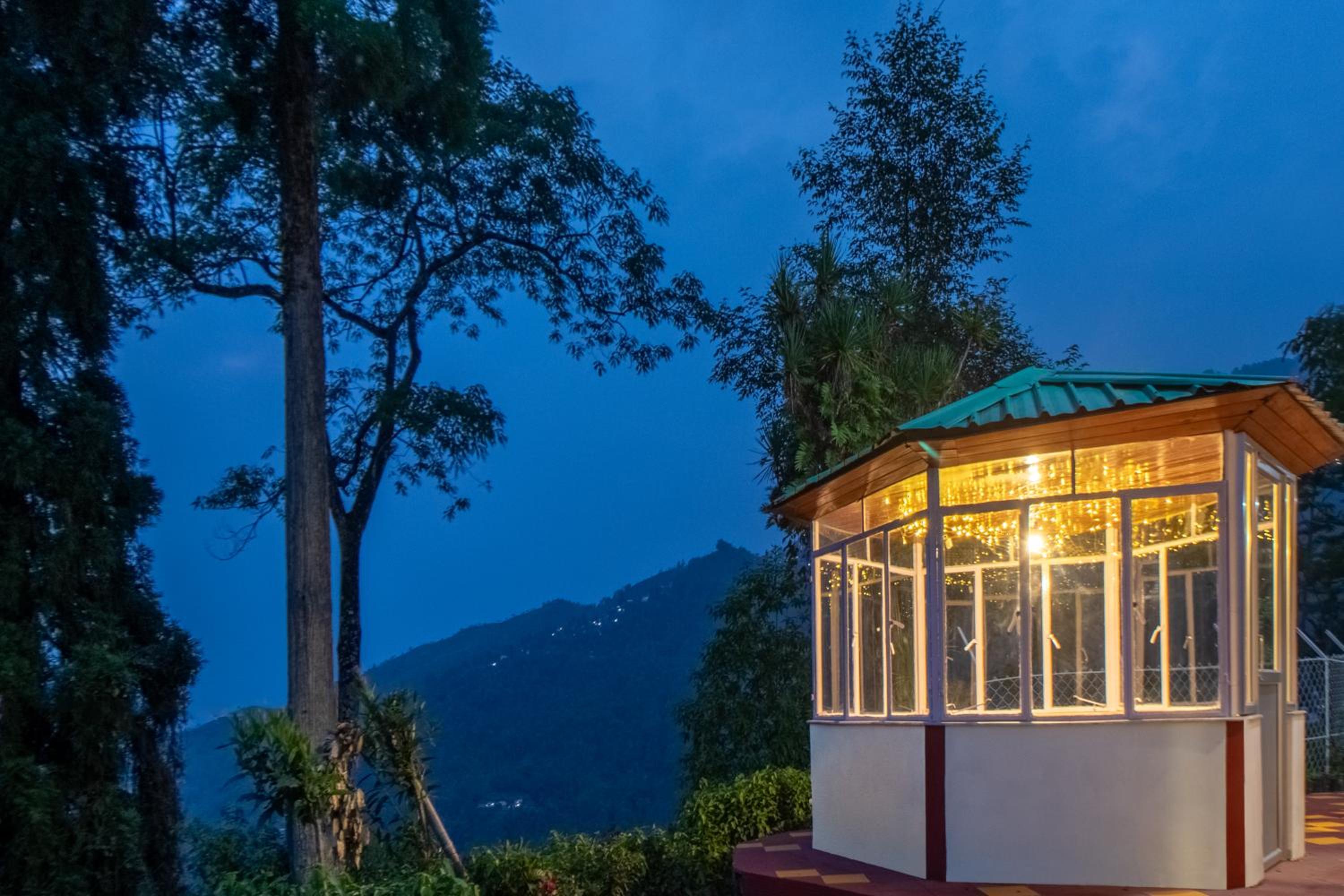 Arya Treetops And Tea Trails by VEO - Part of StayVista view 3