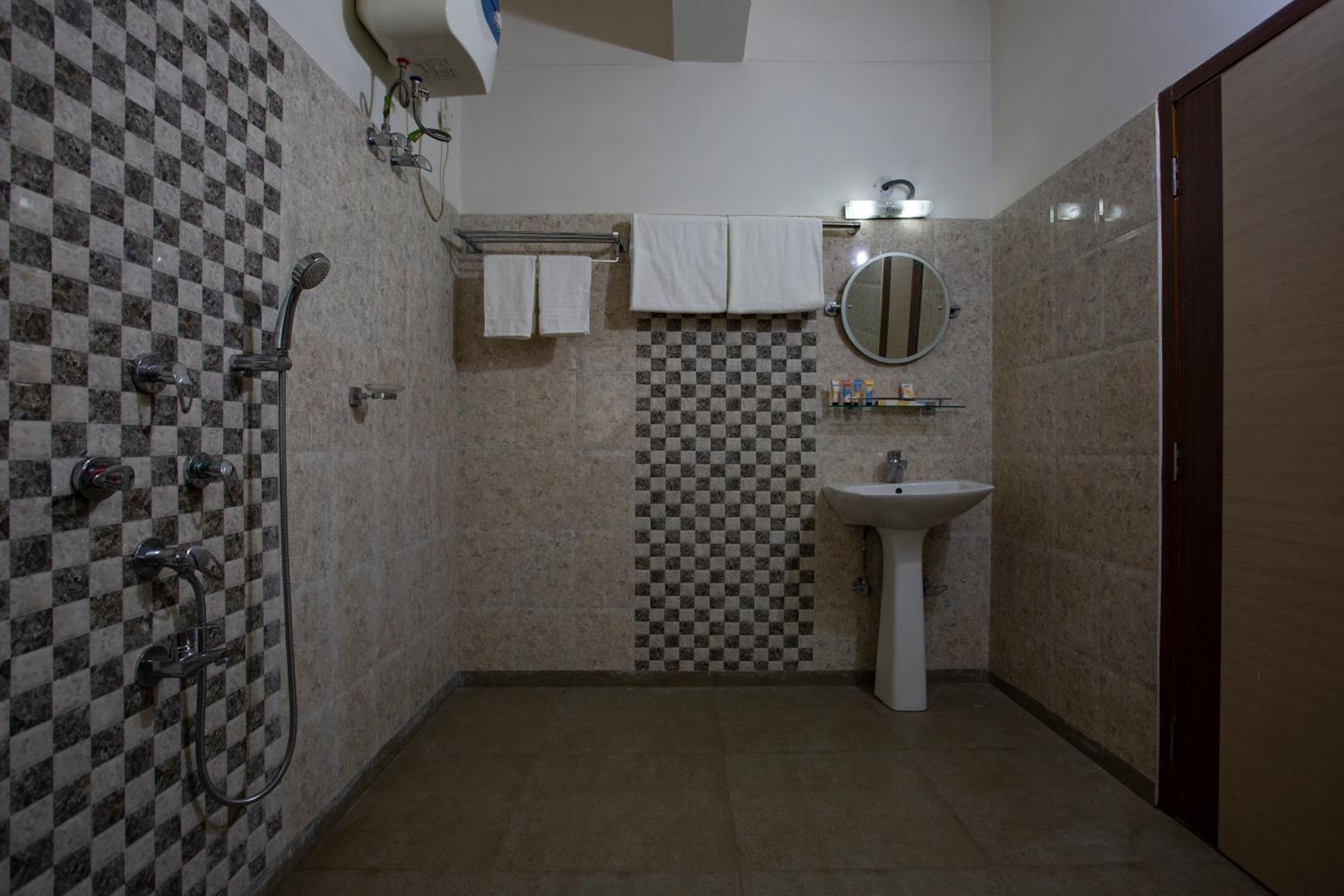 Photo 16