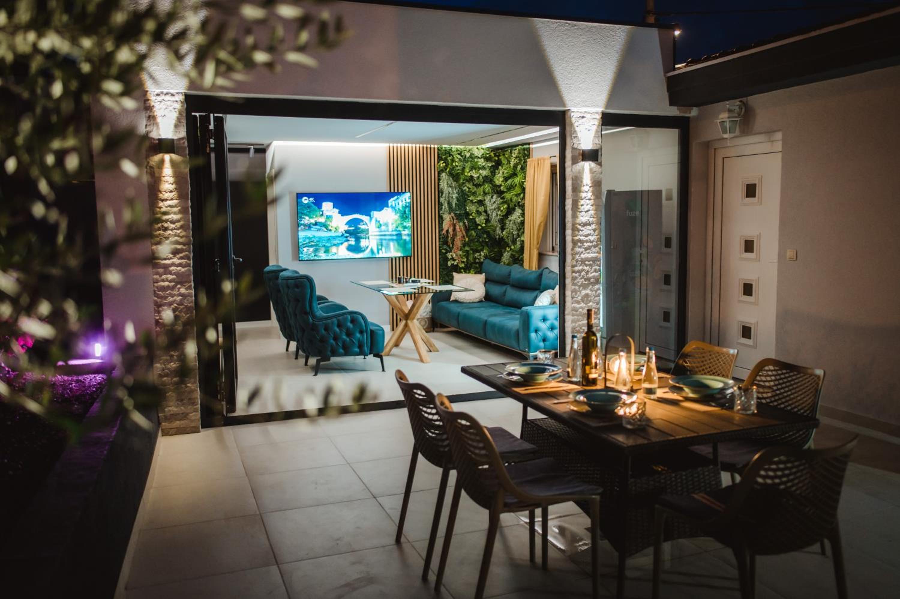 Villa View Mostar with Jacuzzi & Heated Pool