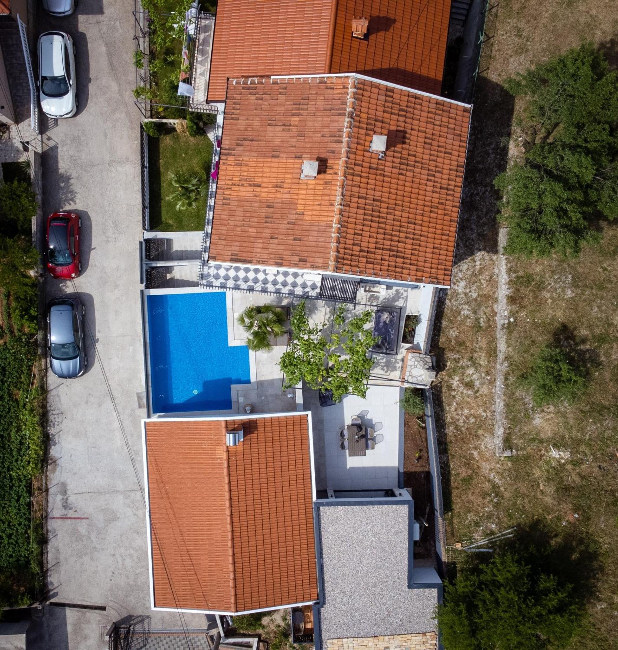 Villa View Mostar with Jacuzzi & Heated Pool